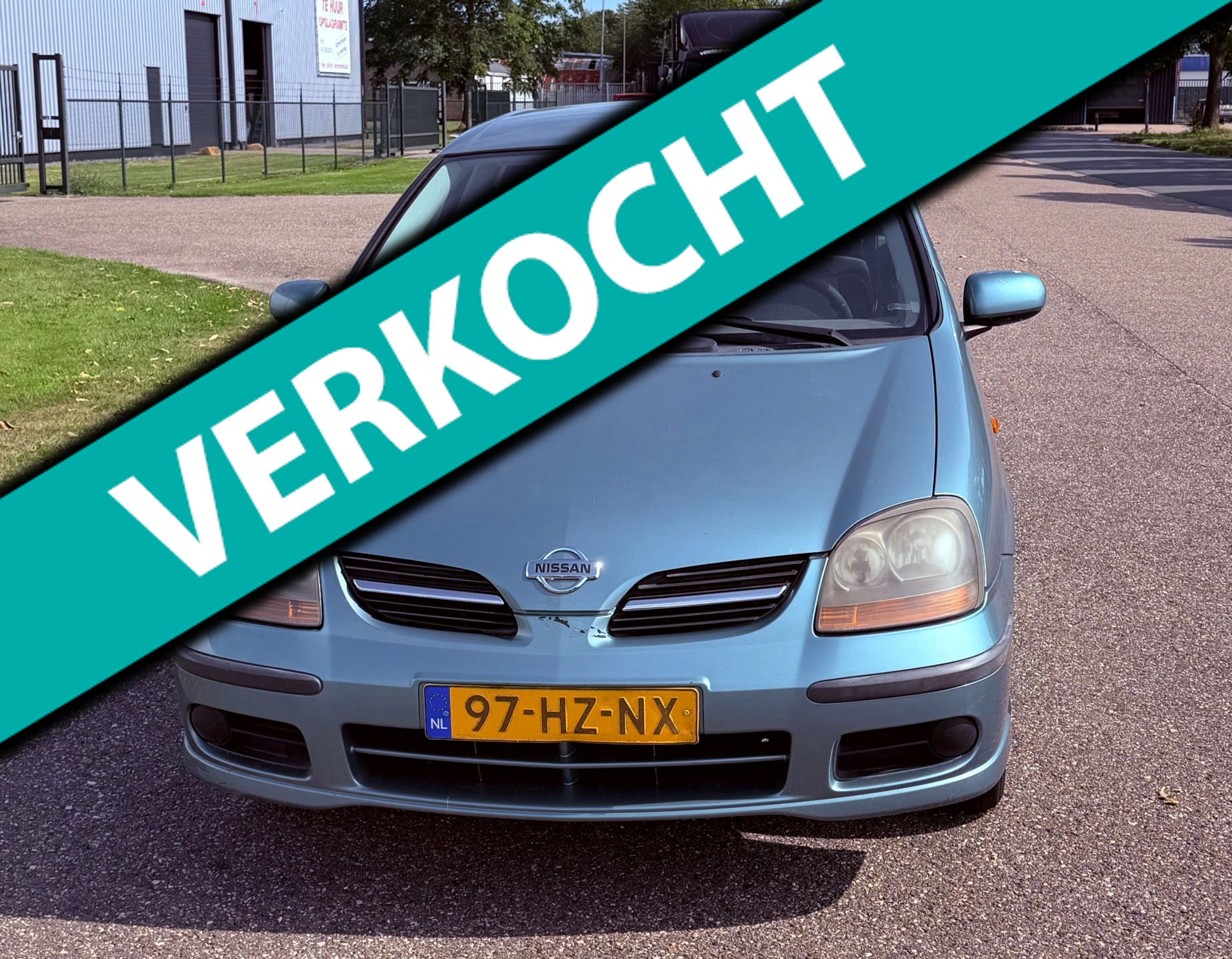 Nissan Nissan Almera Tino 1.8 Comfort 2002 - voorkant