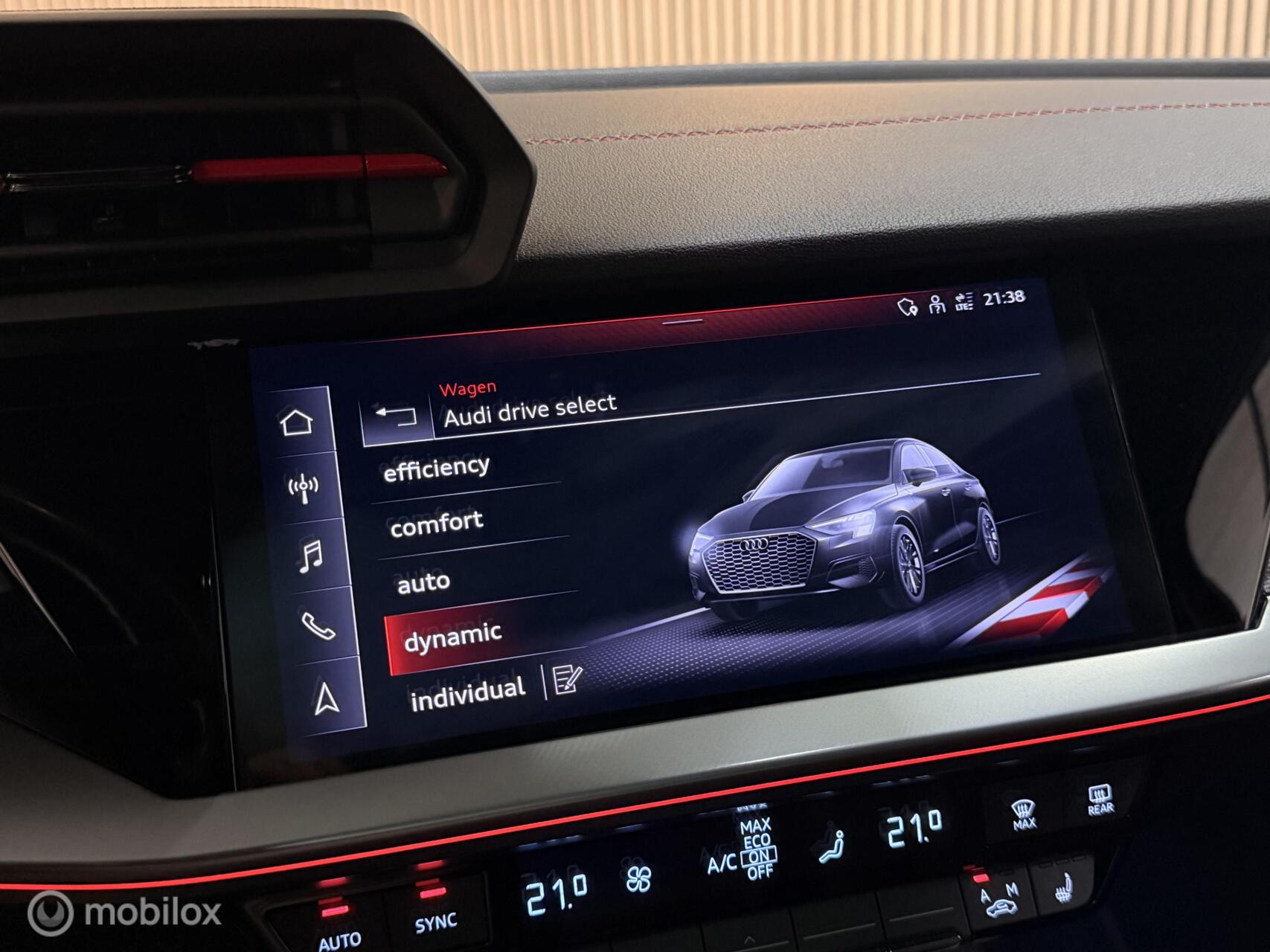 Foto van Audi S3 Limousine