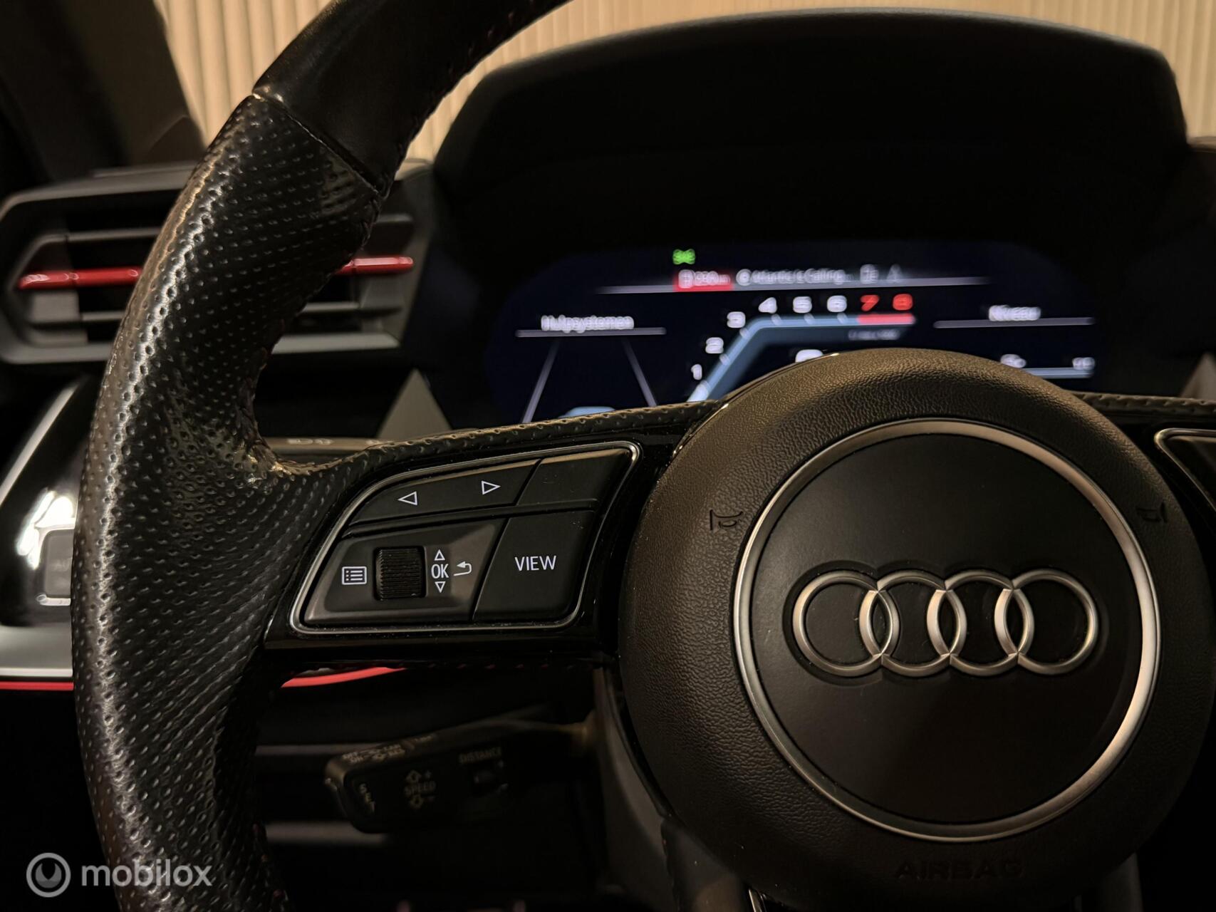 Foto van Audi S3 Limousine