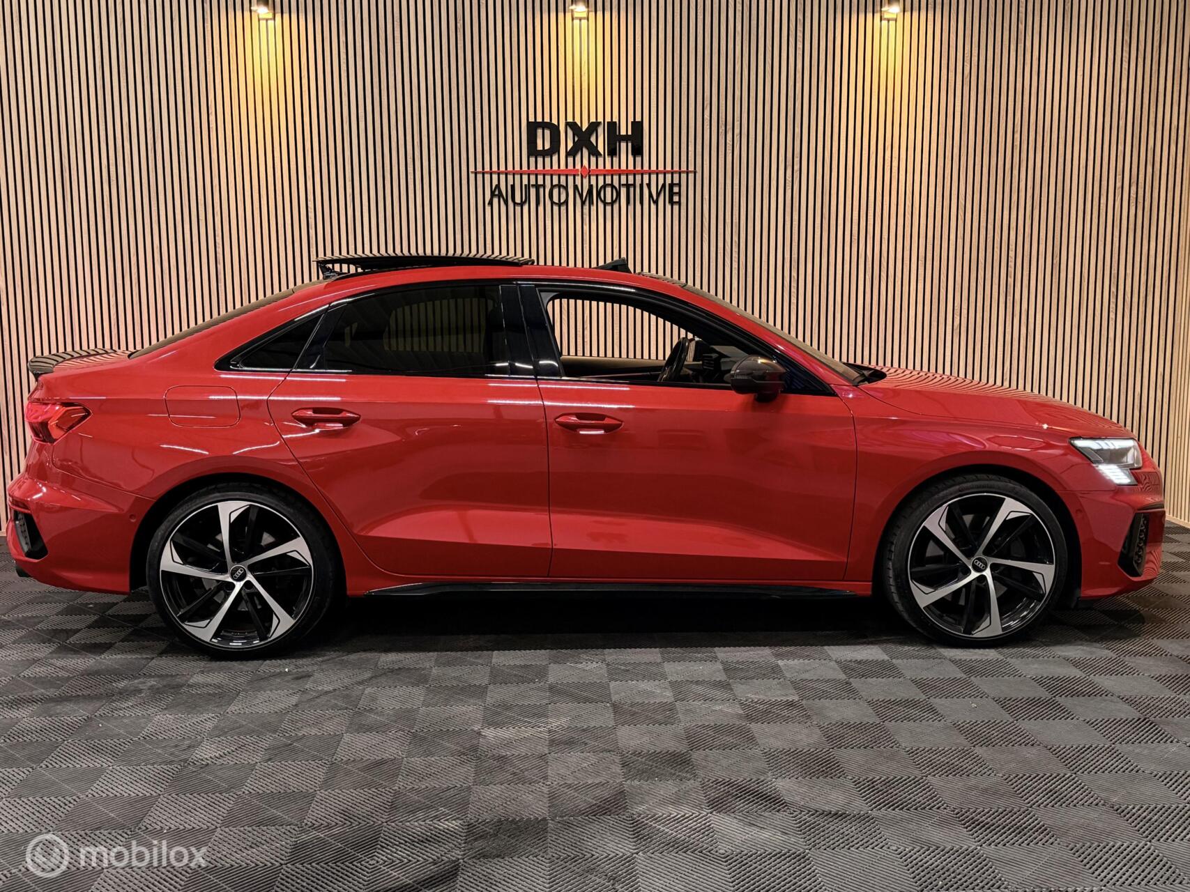 Foto van Audi S3 Limousine