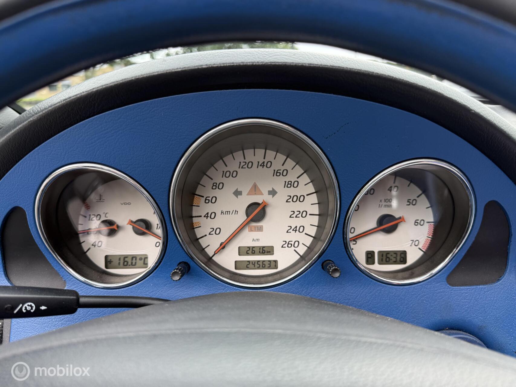 Foto van Mercedes-Benz SLK 320