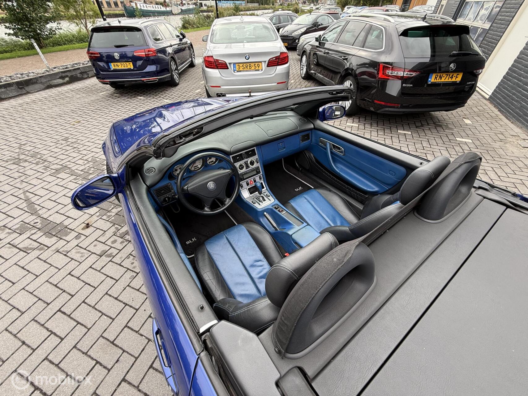 Foto van Mercedes-Benz SLK 320