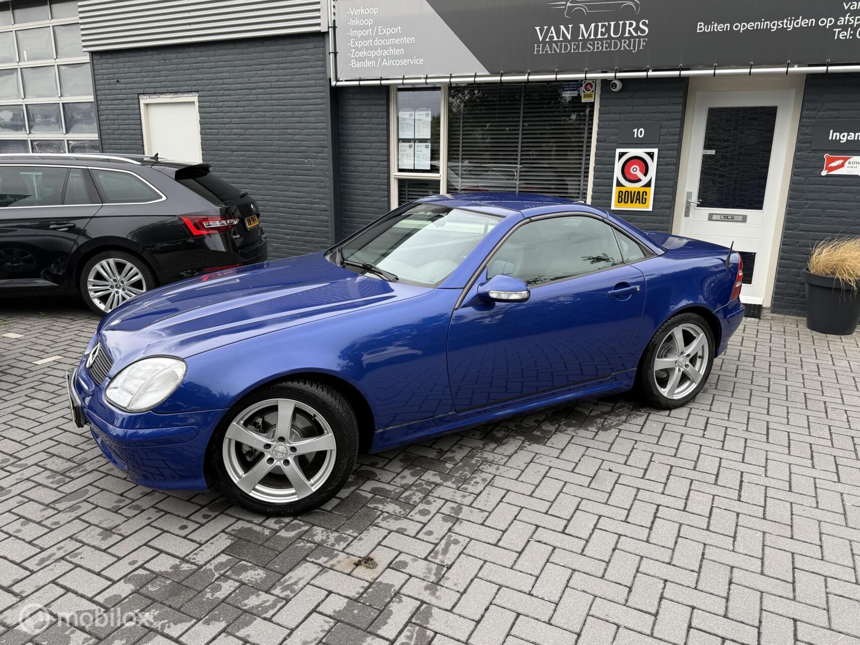 Foto van Mercedes-Benz SLK 320