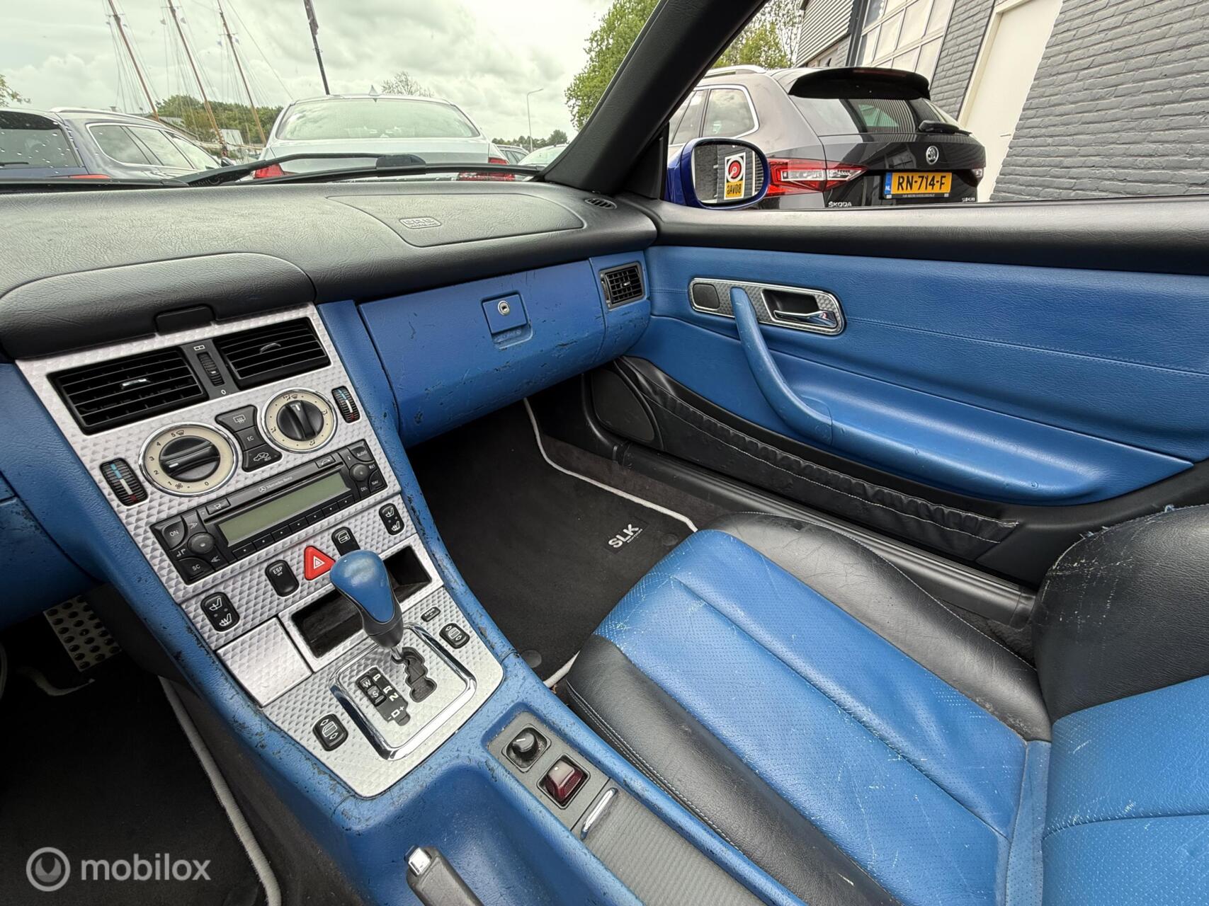 Foto van Mercedes-Benz SLK 320