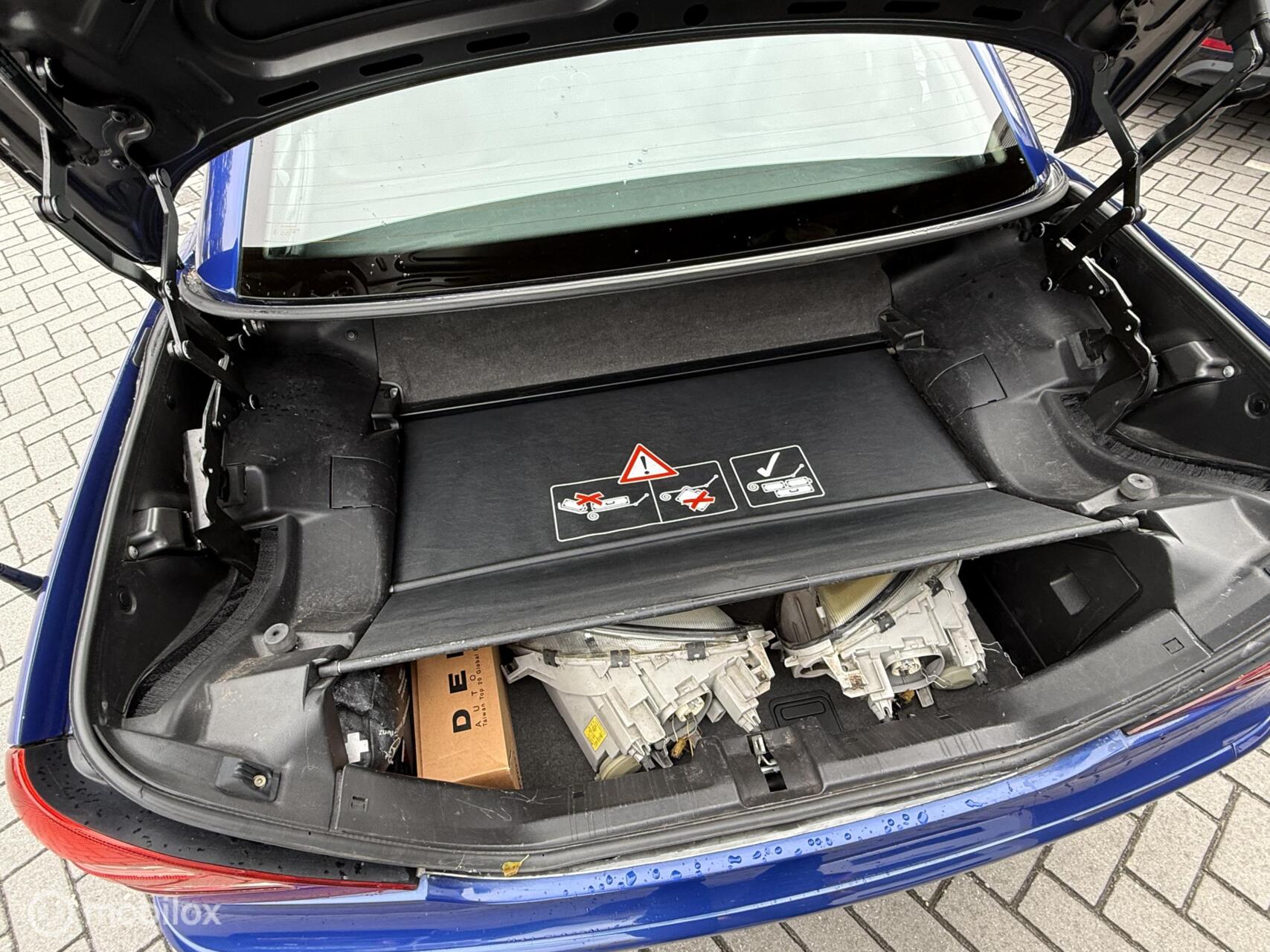 Foto van Mercedes-Benz SLK 320