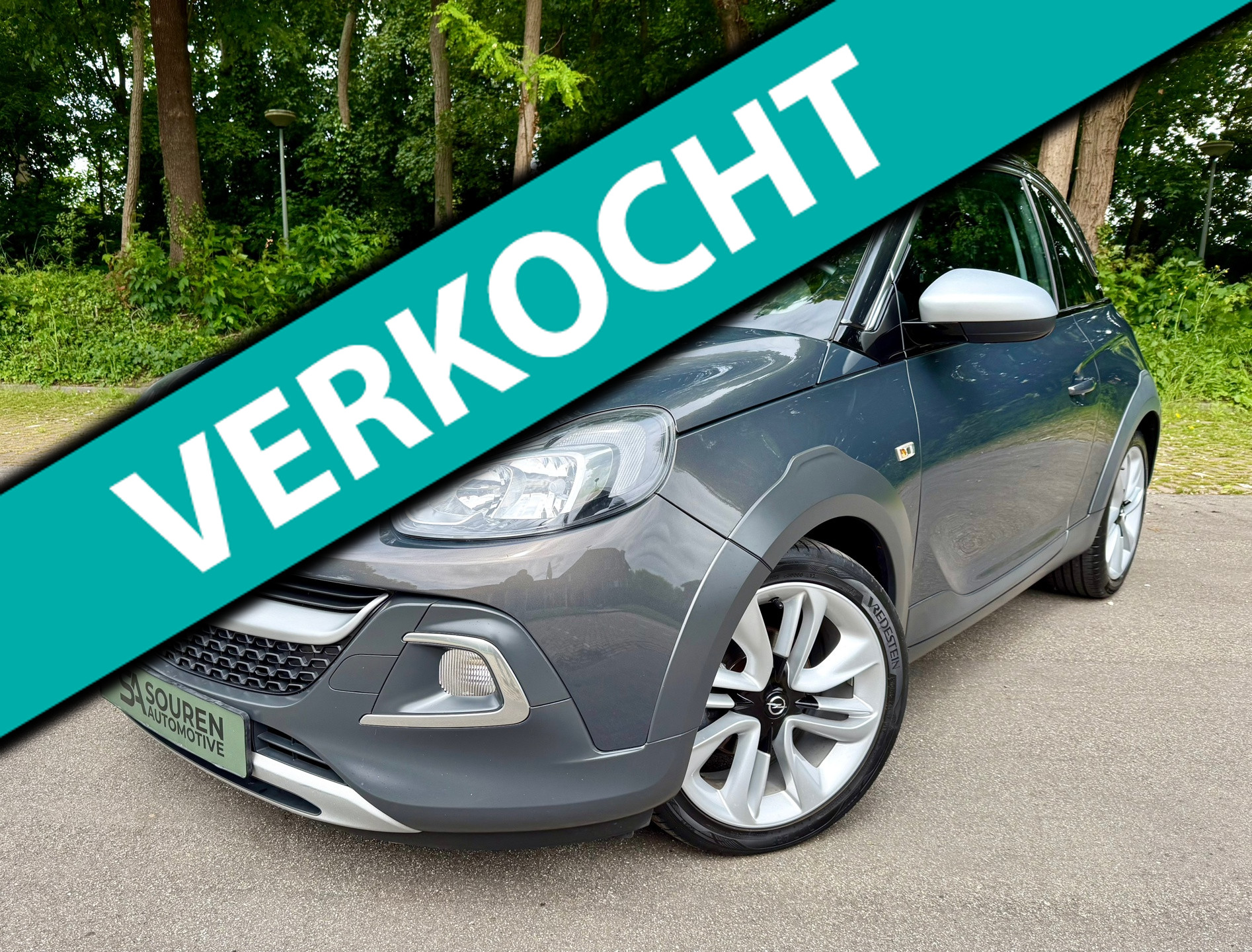Opel Adam 1.0 Turbo Rocks 2015 - voorkant