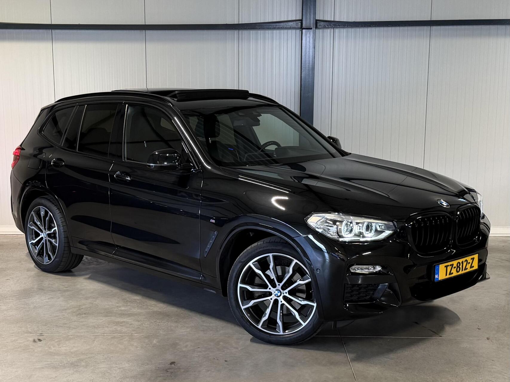 Foto van BMW X3 Xdrive20i