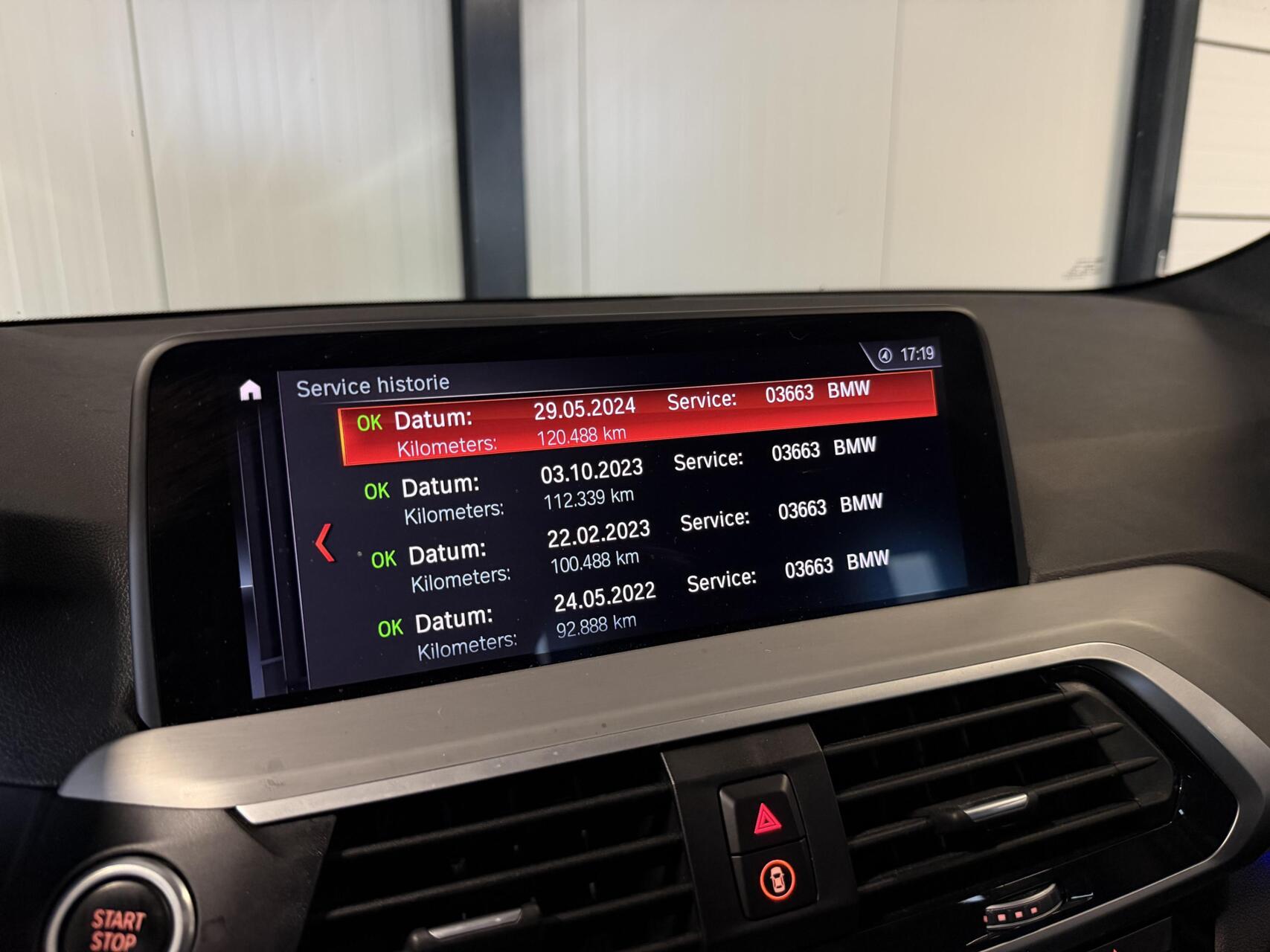 Foto van BMW X3 Xdrive20i