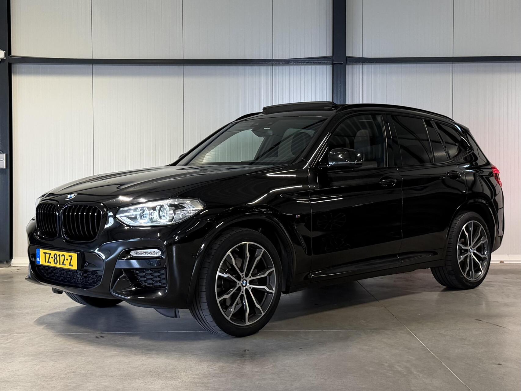 Foto van BMW X3 Xdrive20i