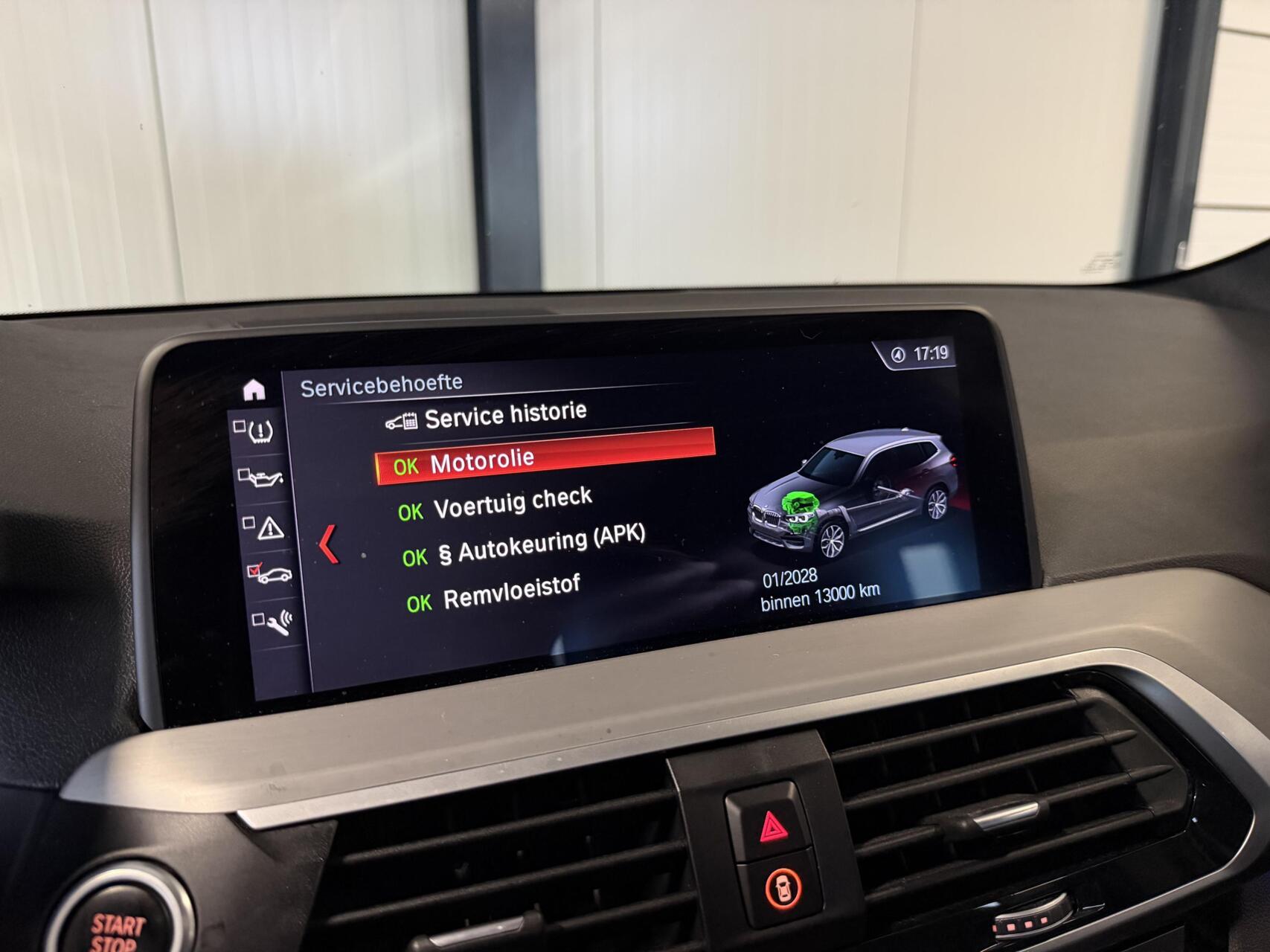 Foto van BMW X3 Xdrive20i