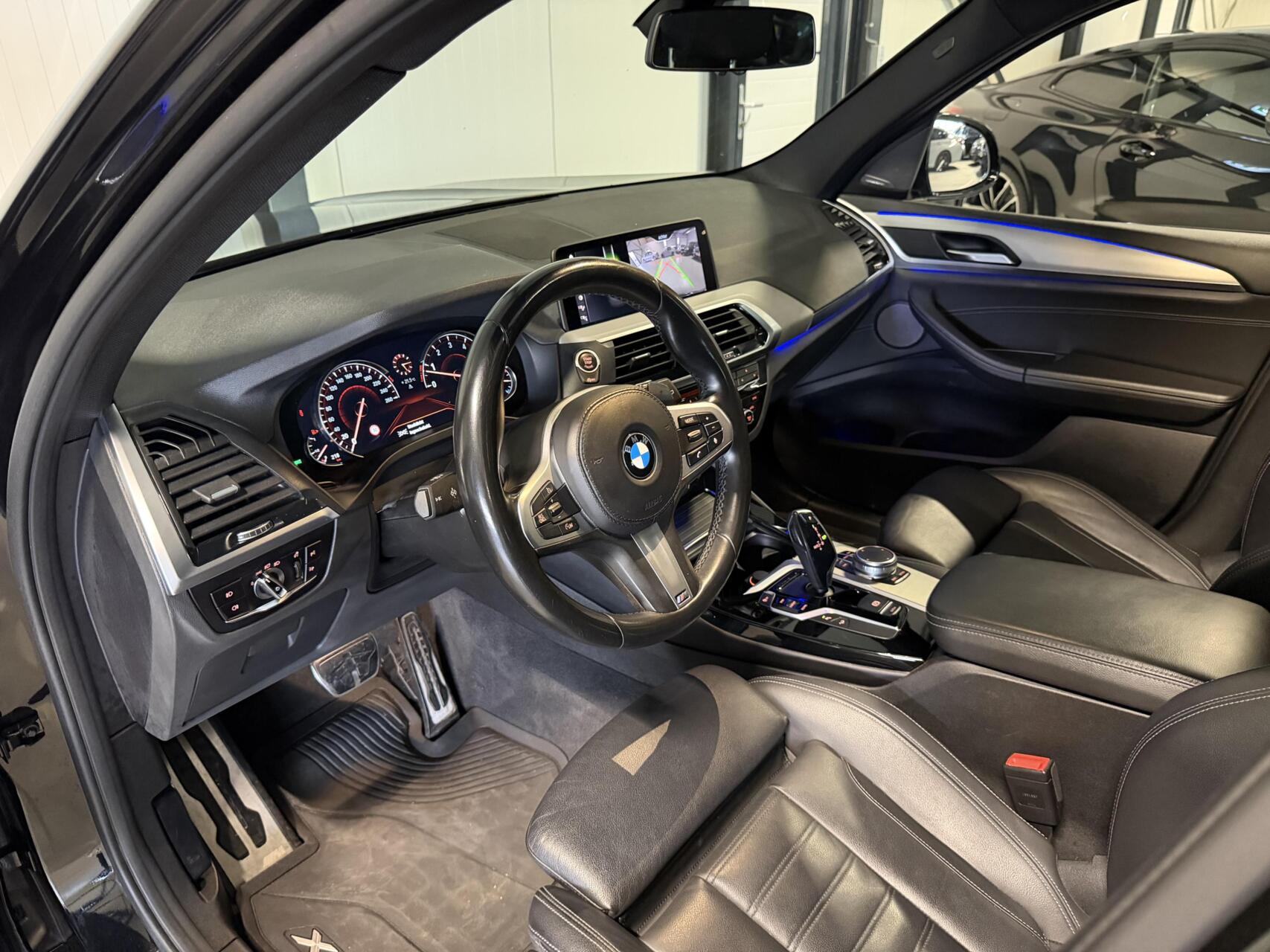 Foto van BMW X3 Xdrive20i
