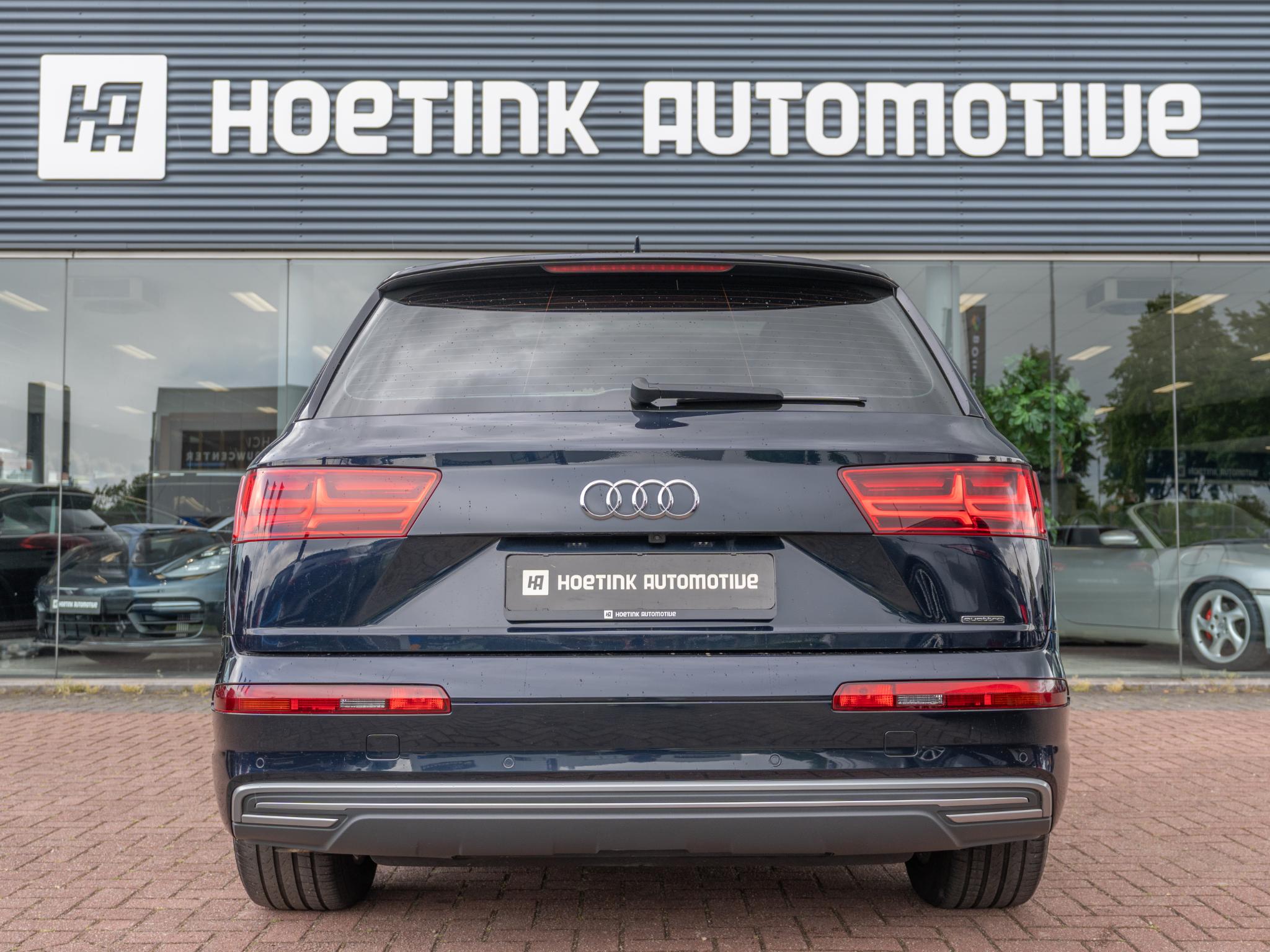 Foto van Audi Q7 E-tron