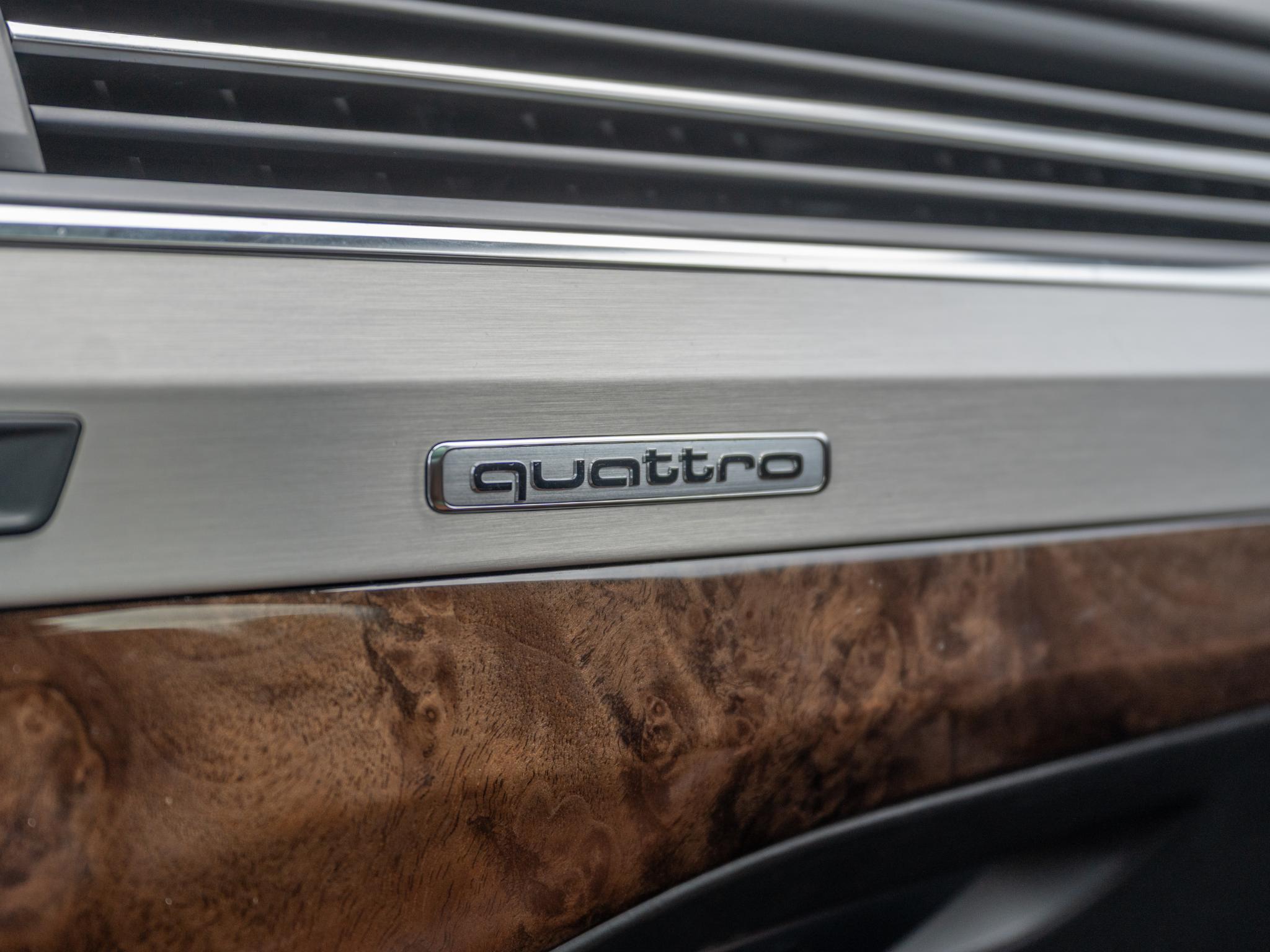 Foto van Audi Q7 E-tron