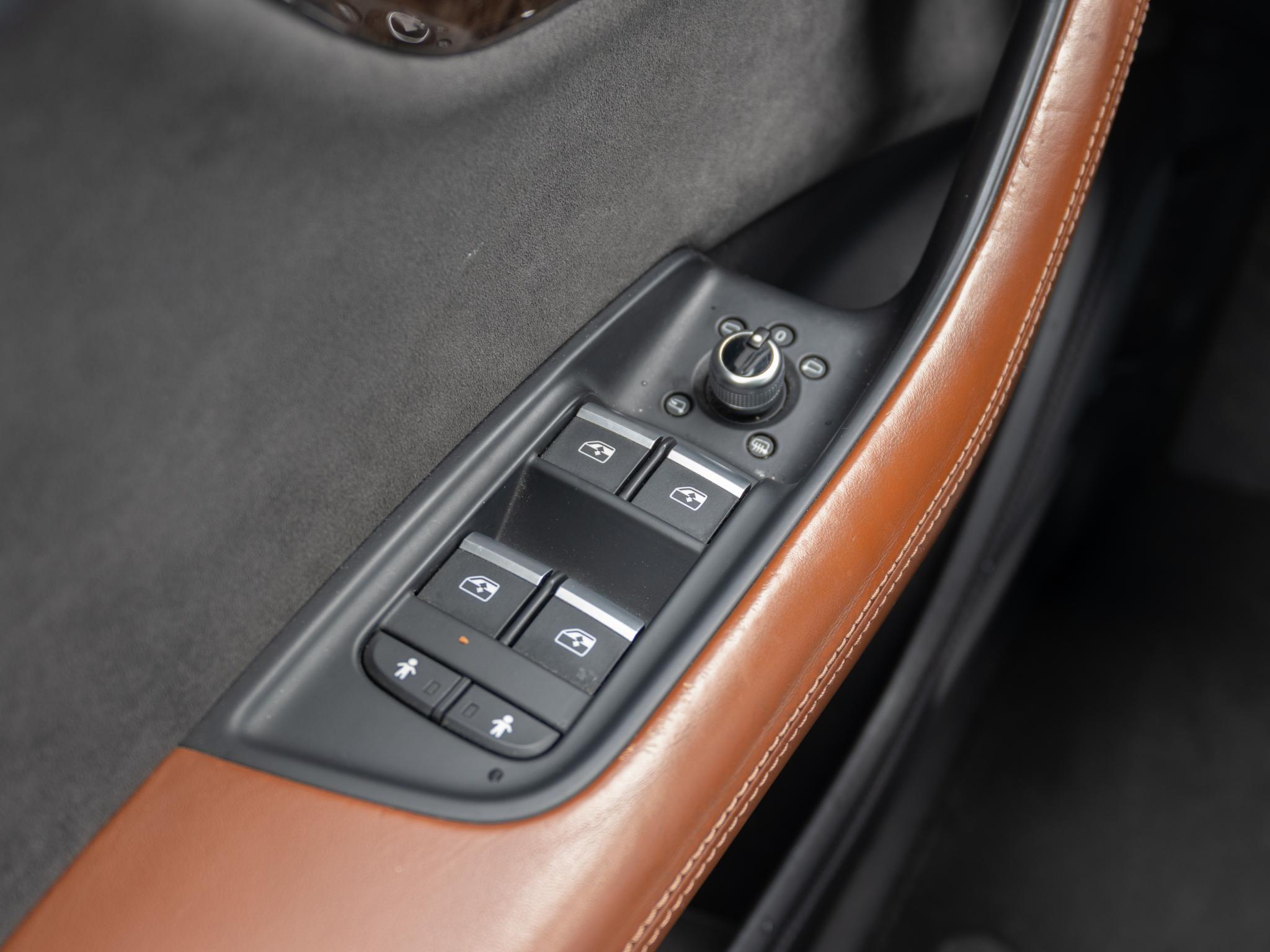 Foto van Audi Q7 E-tron
