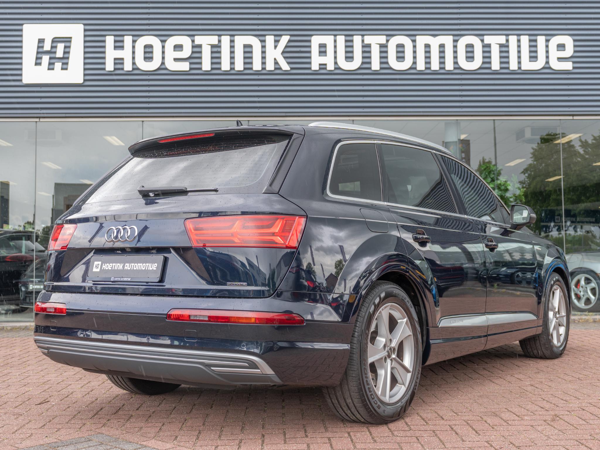 Foto van Audi Q7 E-tron
