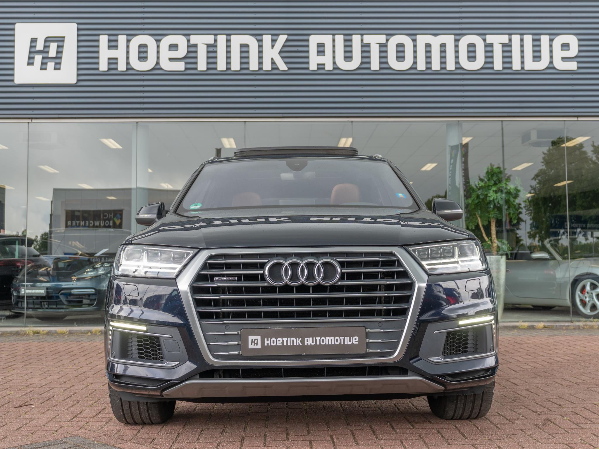 Foto van Audi Q7 E-tron