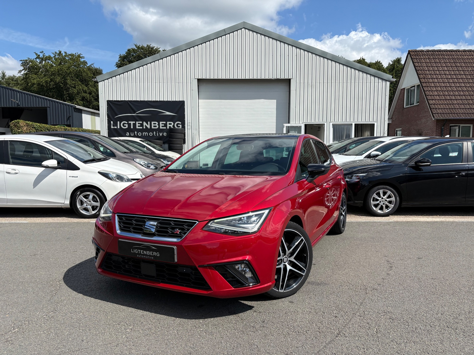Seat Ibiza 1.0 TSI FR Business Intense PANO/AUTOMAAT/CRUISE 2018 - voorkant