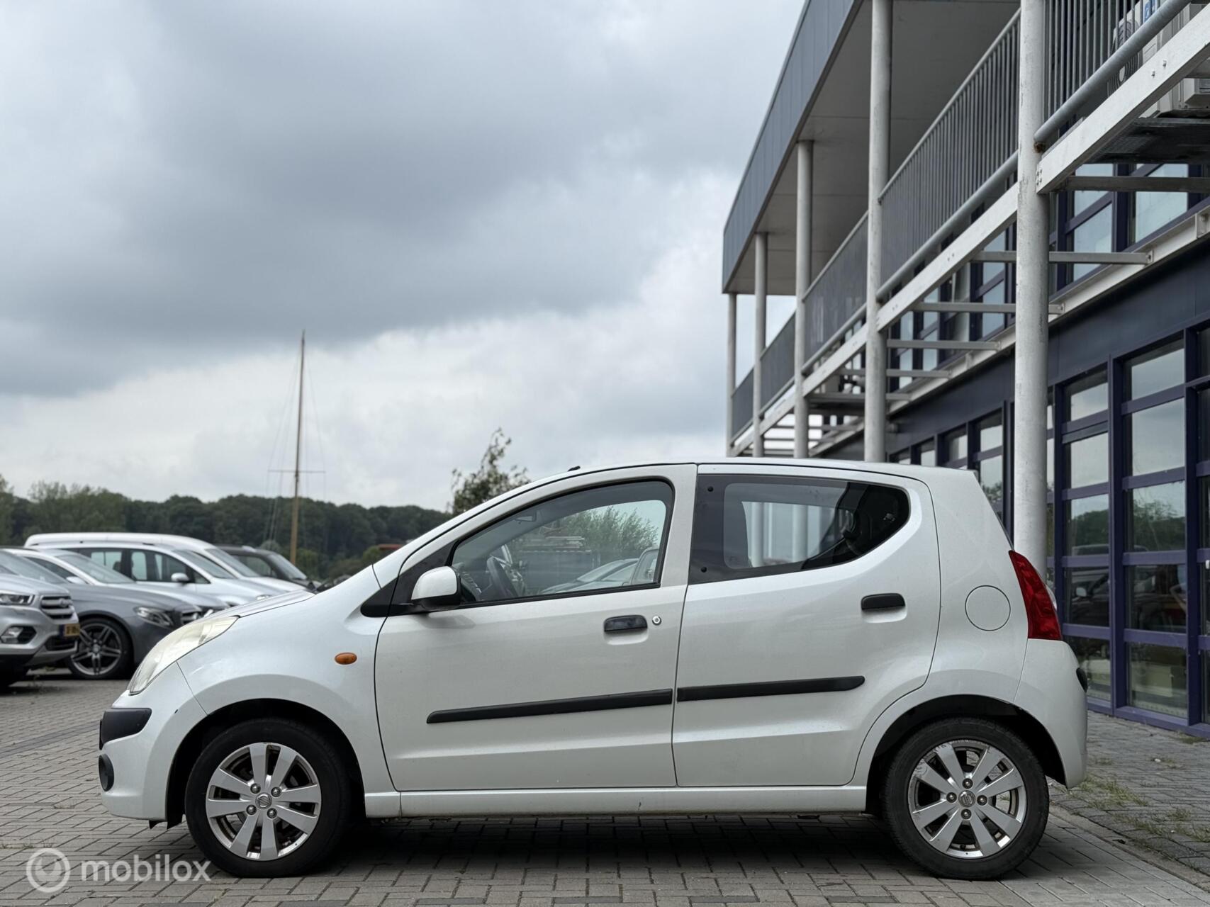 Foto van Nissan Nissan Pixo