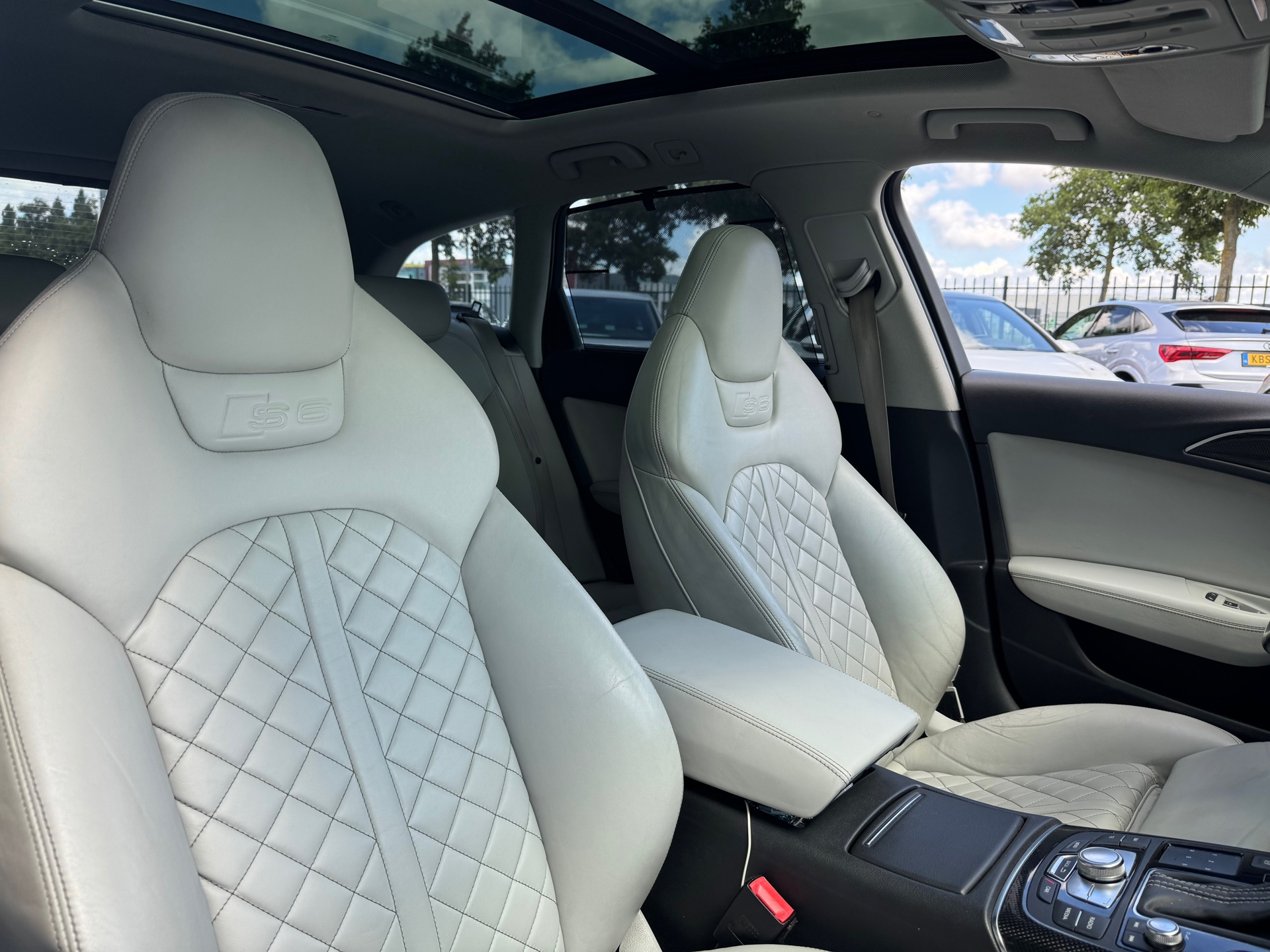 Foto van Audi S6 Avant