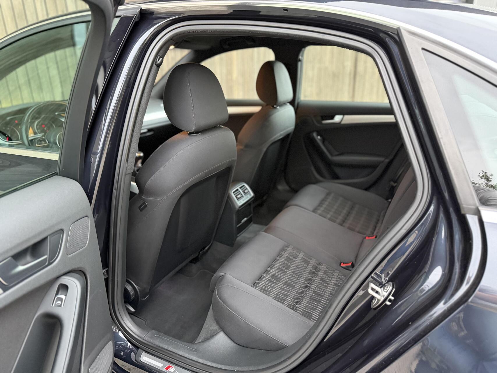 Foto van Audi A4 Limousine