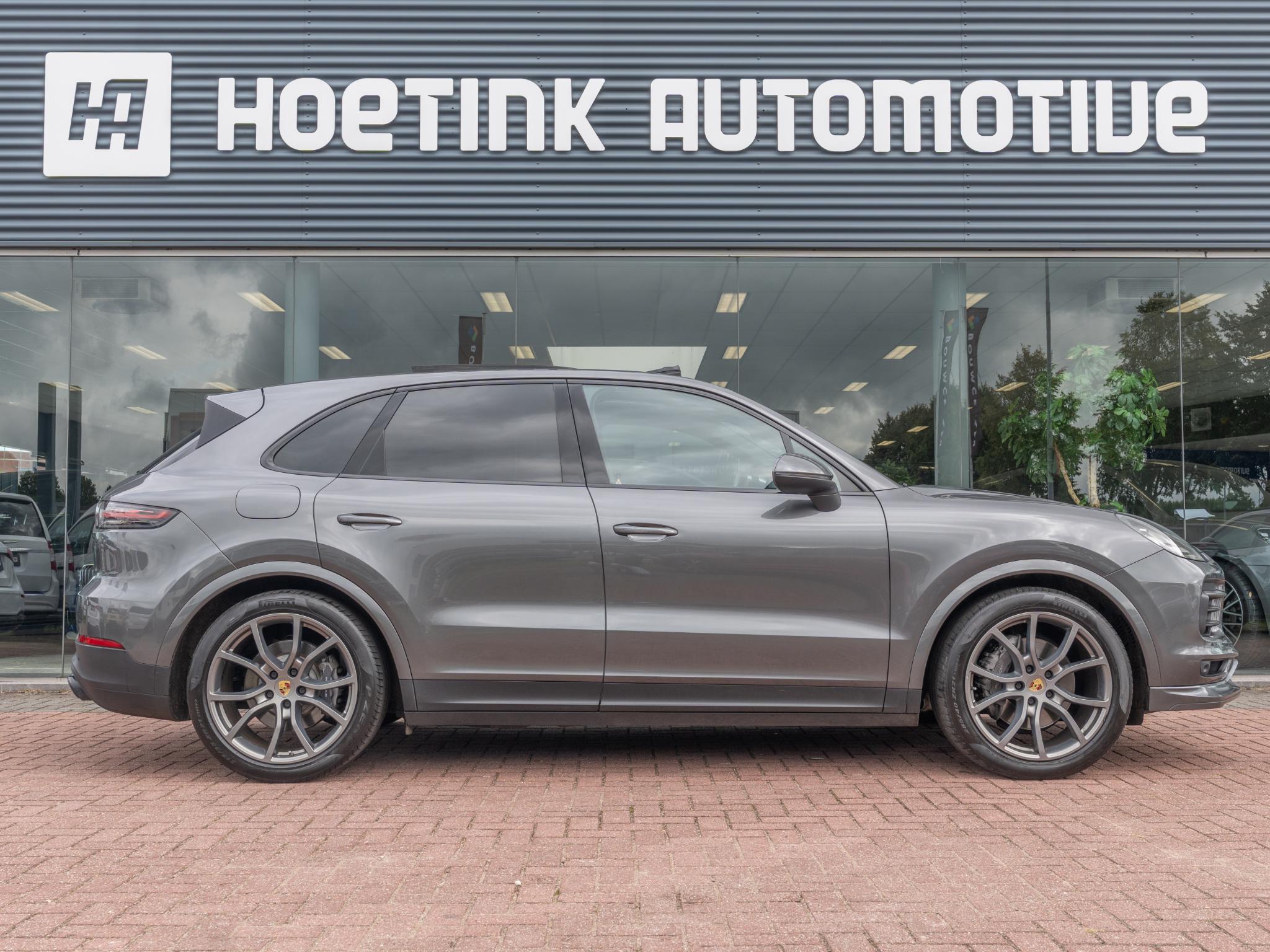 Foto van Porsche Cayenne E-hybrid