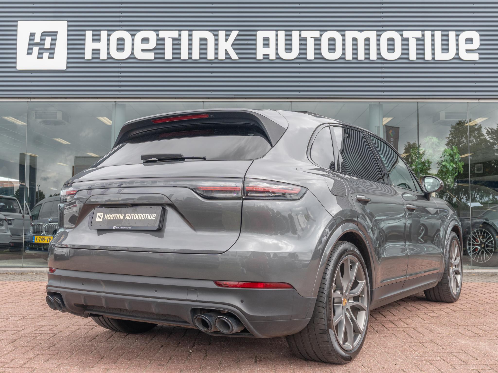 Foto van Porsche Cayenne E-hybrid