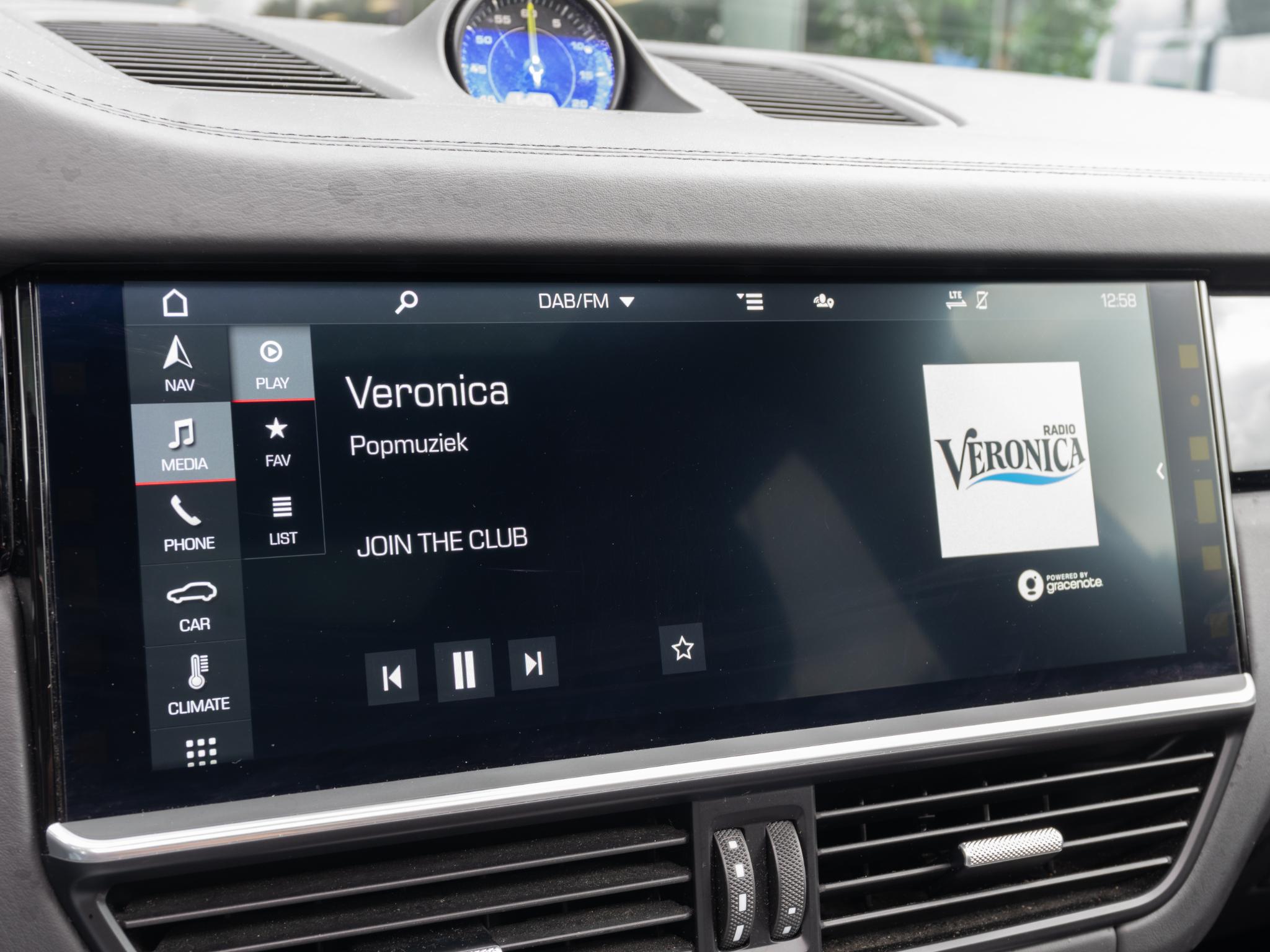 Foto van Porsche Cayenne E-hybrid