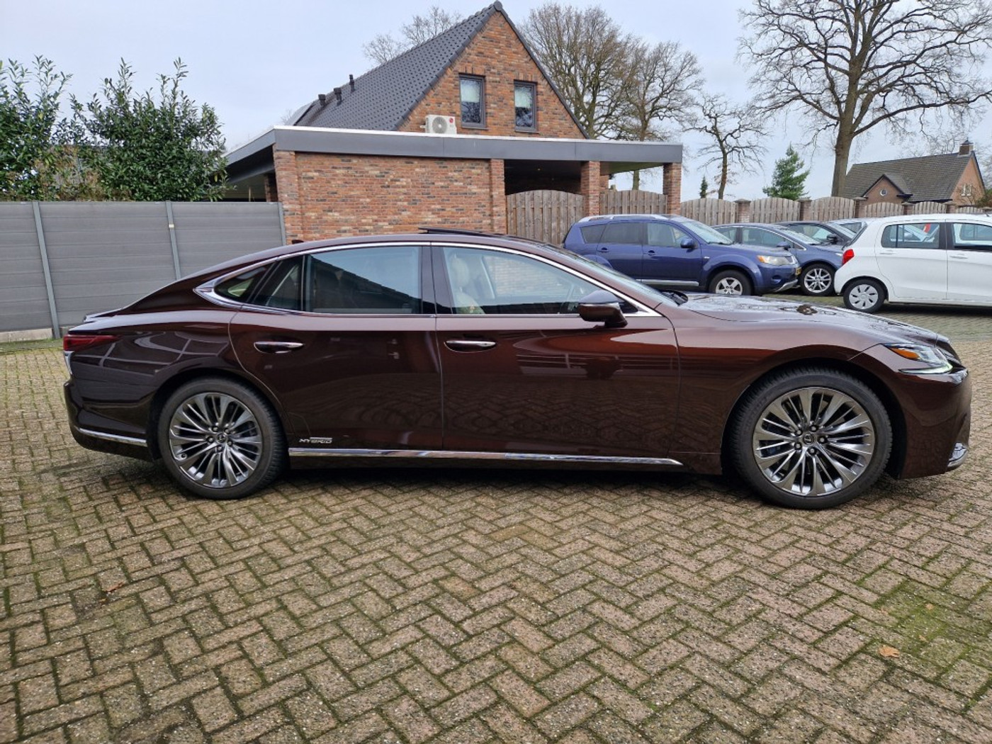 Foto van Lexus LS