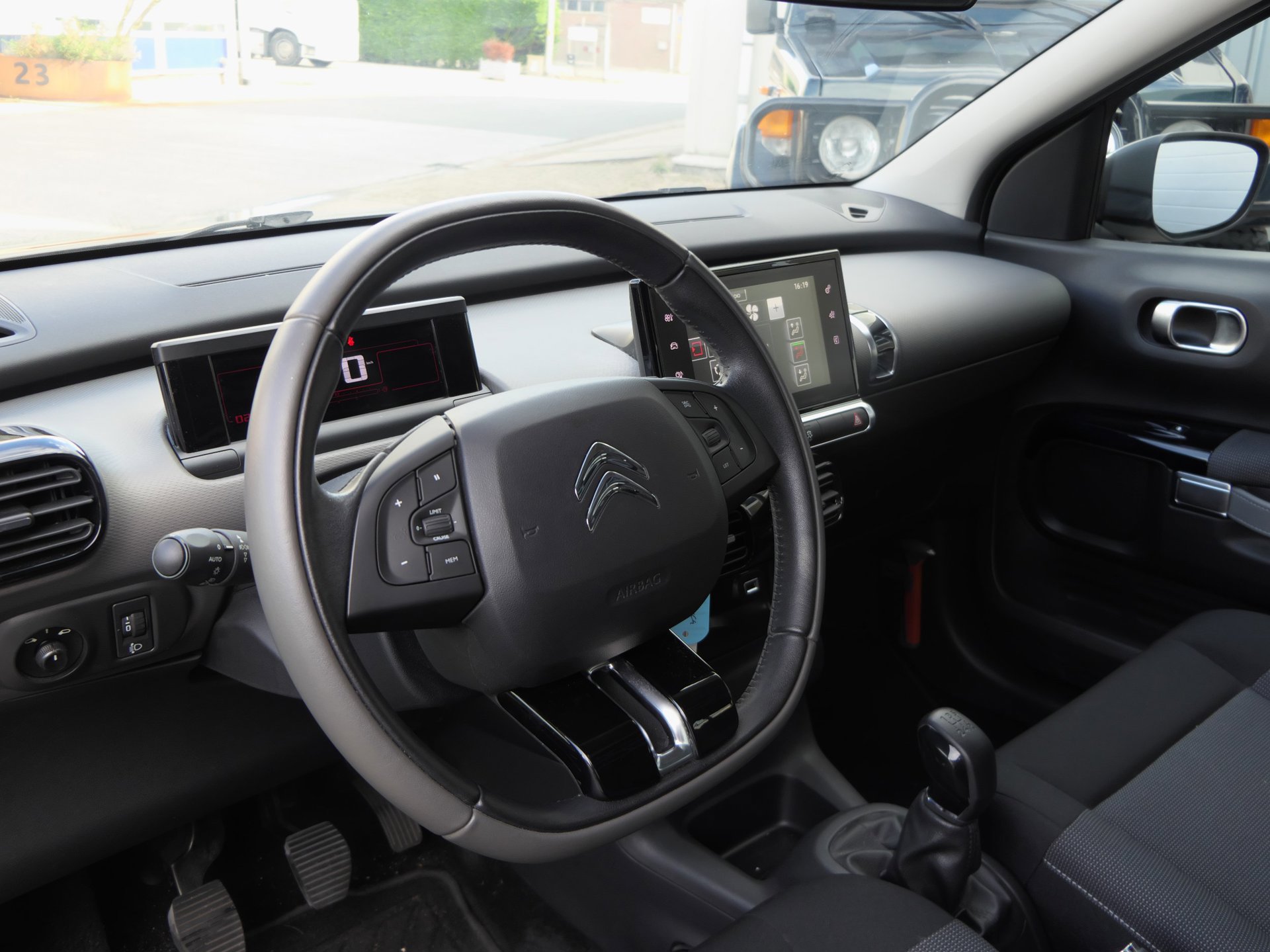 Foto van Citroen C4 Cactus