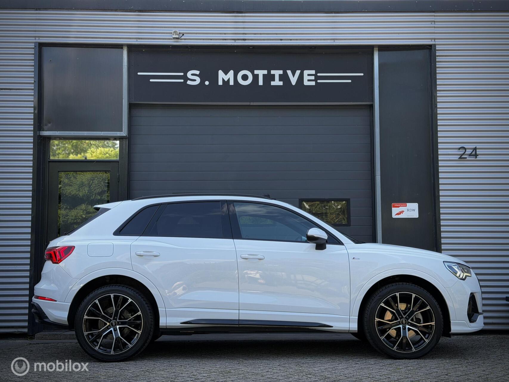 Foto van Audi Q3 E-tron