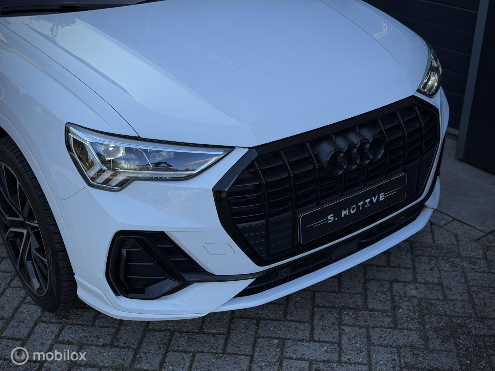 Foto van Audi Q3 E-tron