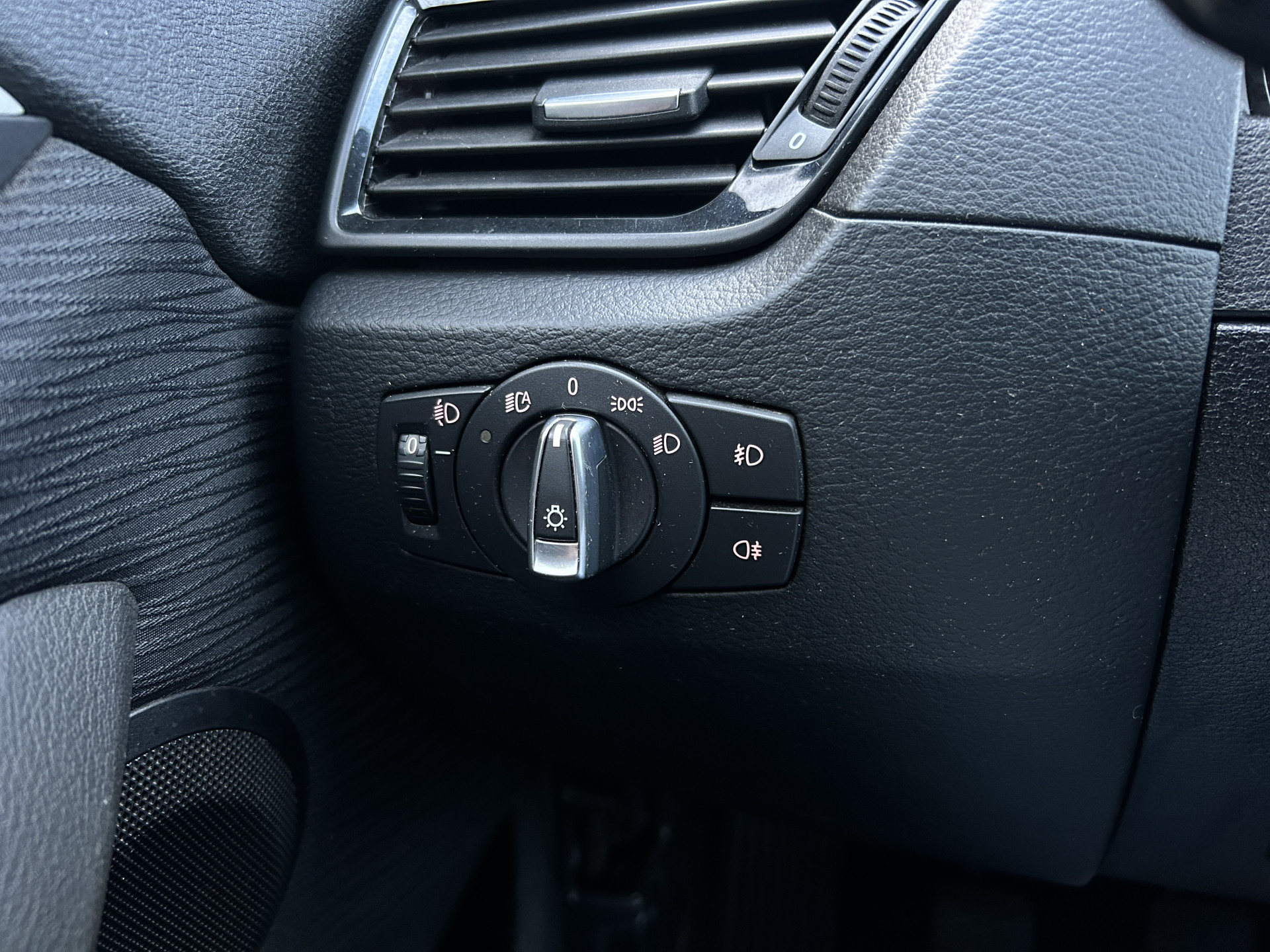 Foto van BMW X1 Sdrive18d