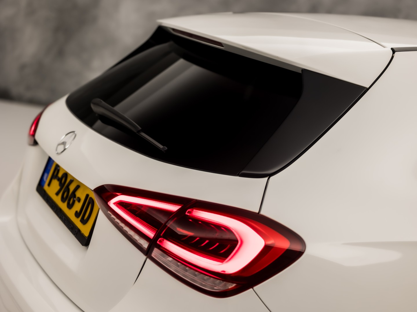 Foto van Mercedes-Benz A 250