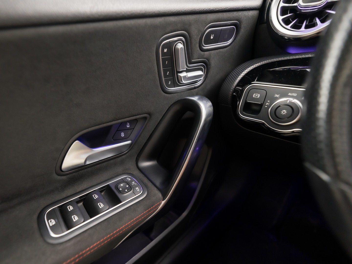 Foto van Mercedes-Benz A 250