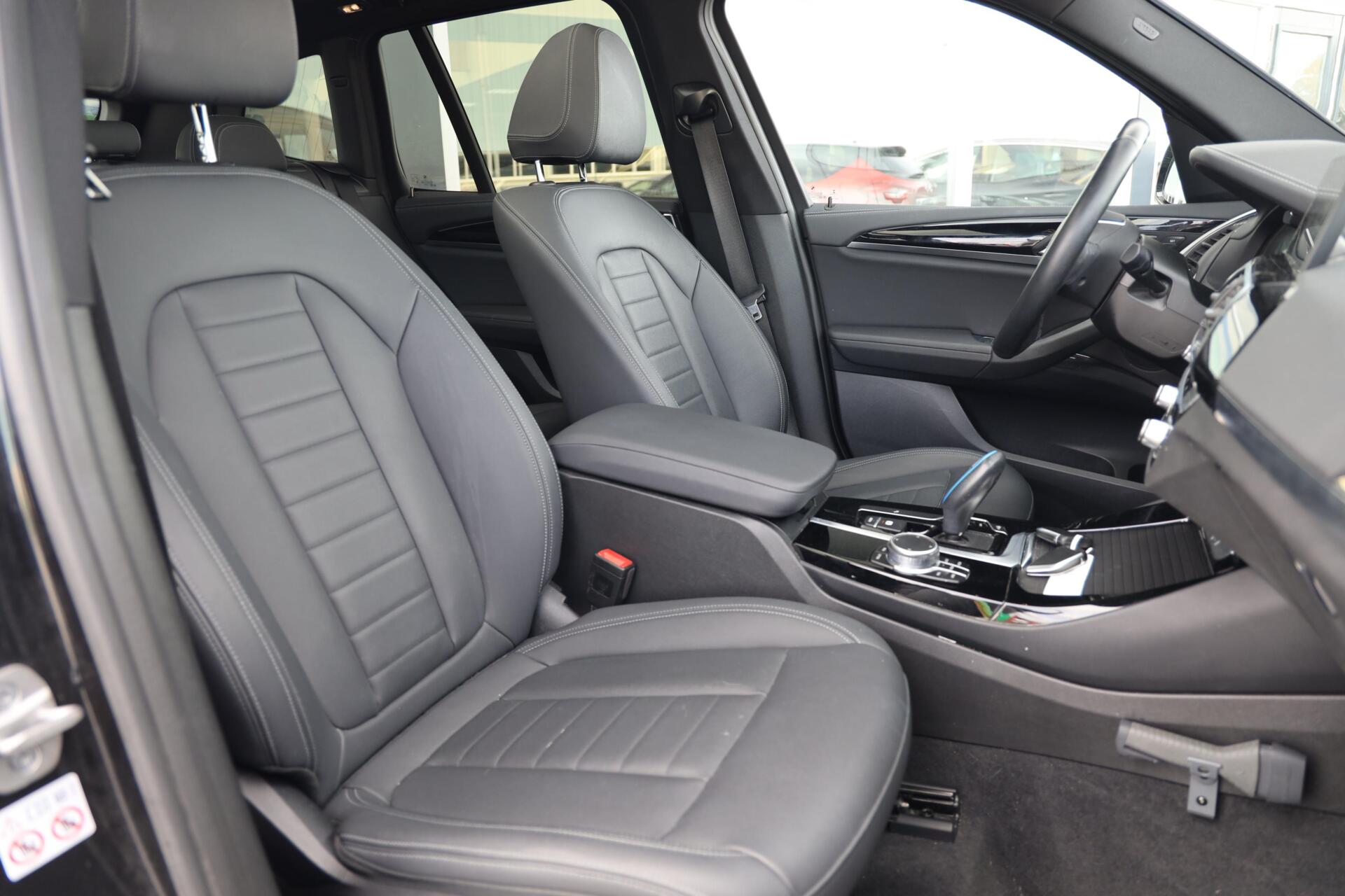 Foto van BMW Ix3