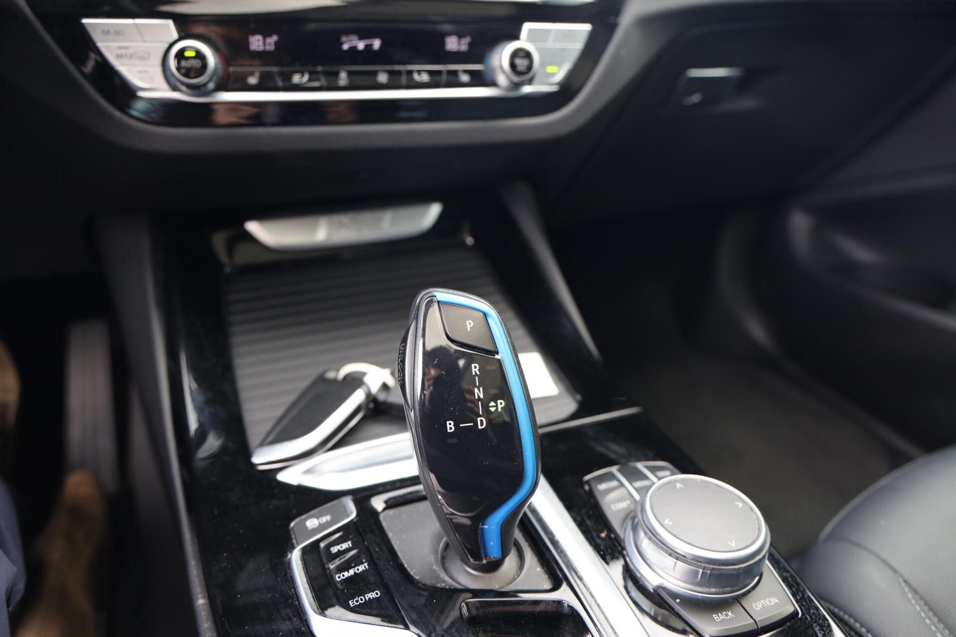 Foto van BMW Ix3