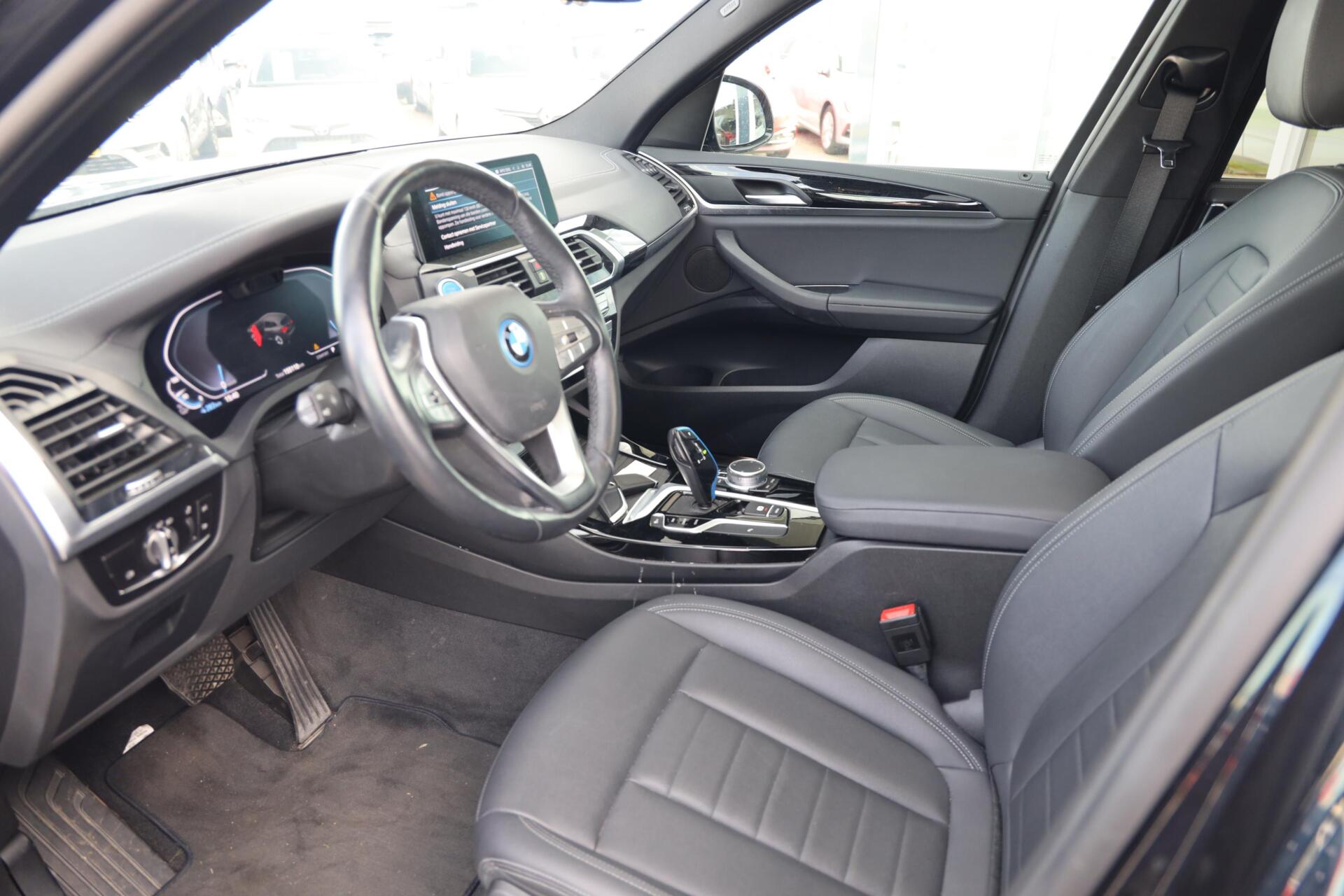 Foto van BMW Ix3