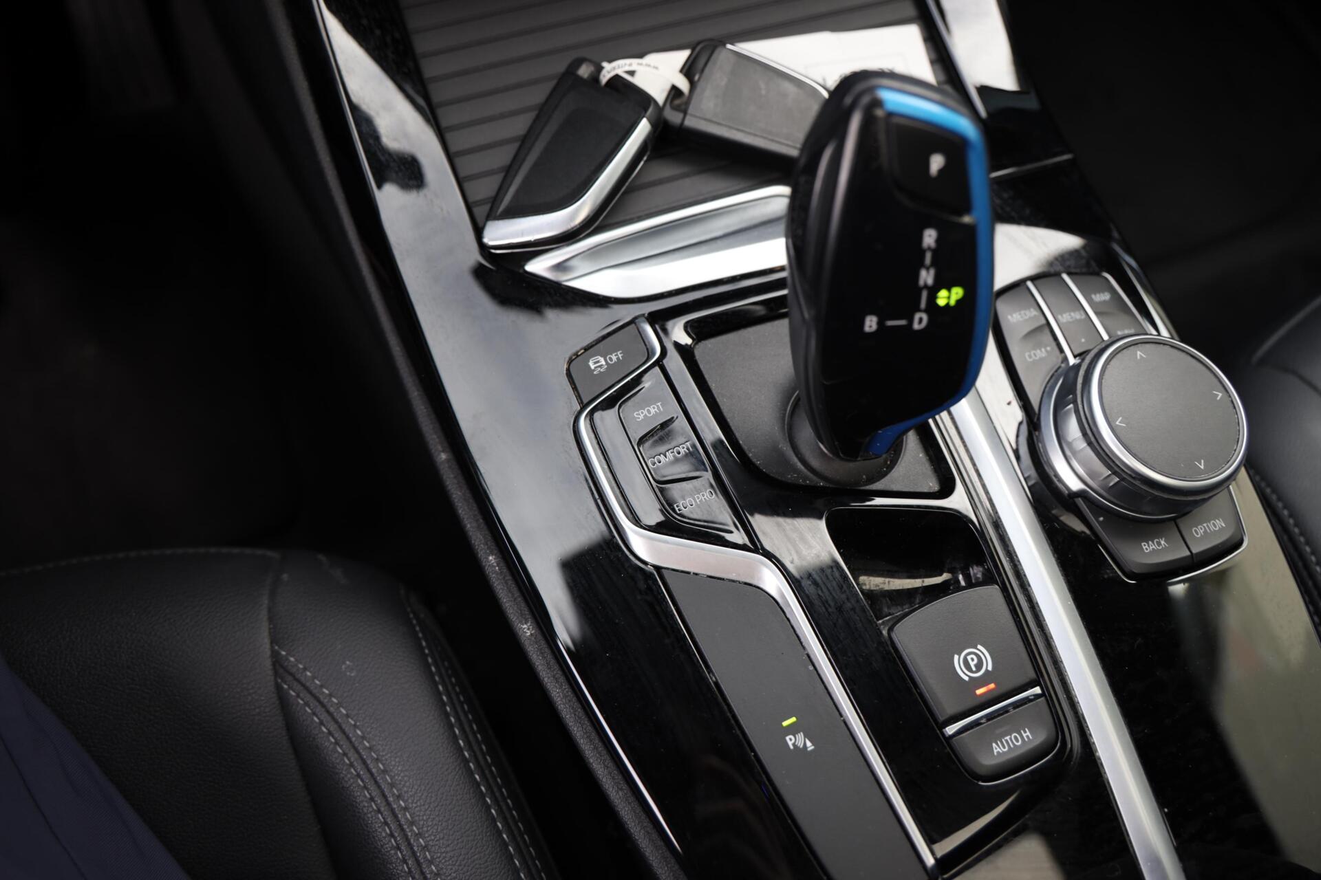 Foto van BMW Ix3