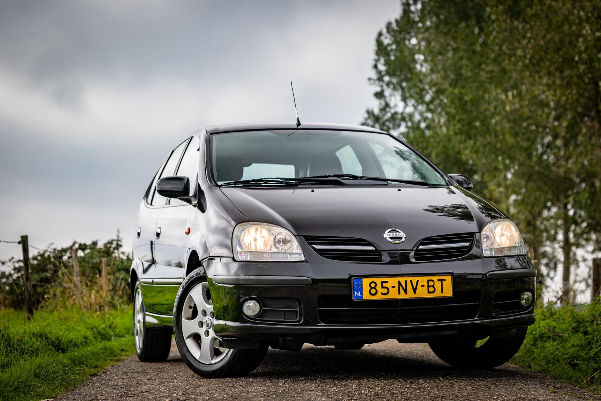 Foto van Nissan Nissan Almera Tino