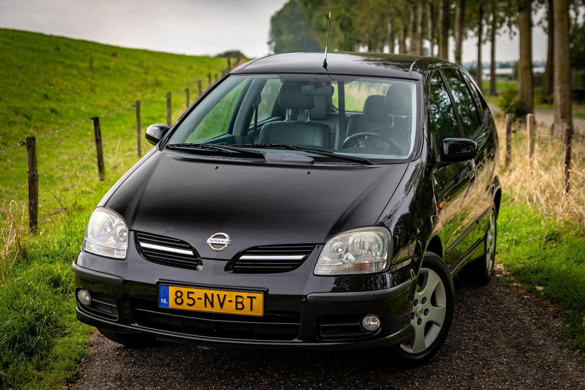 Foto van Nissan Nissan Almera Tino