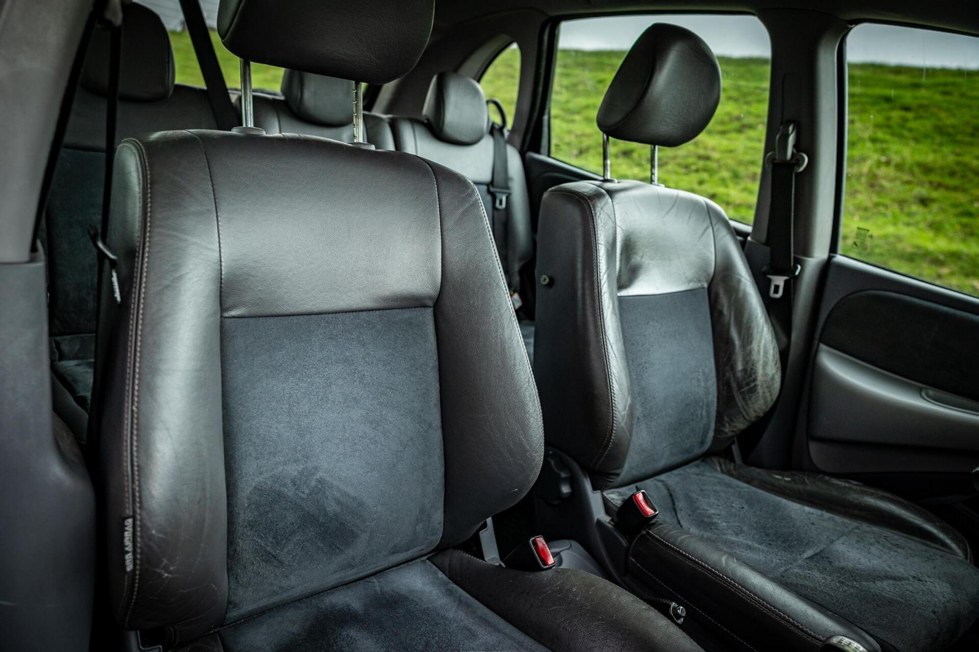 Foto van Nissan Nissan Almera Tino
