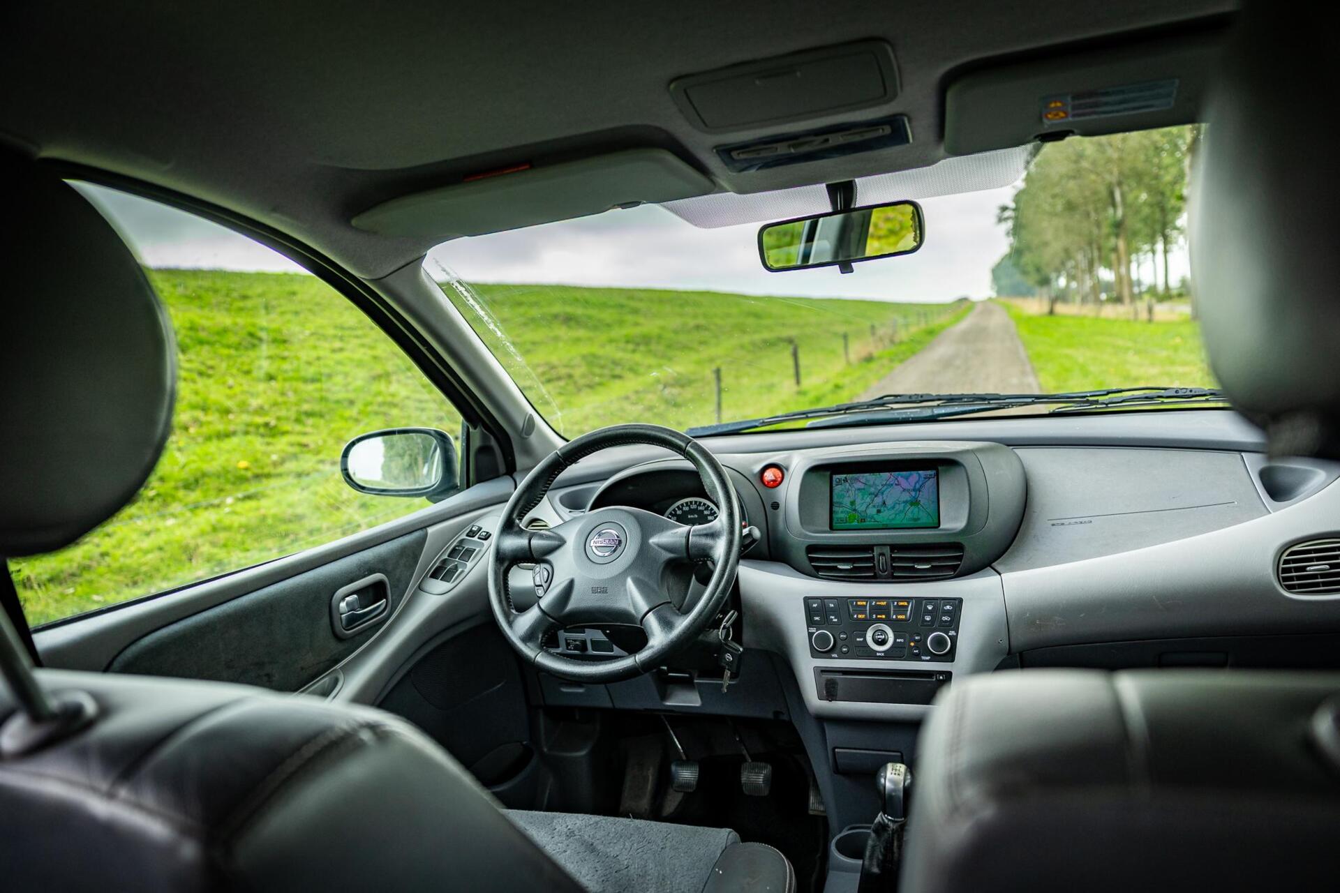 Foto van Nissan Nissan Almera Tino