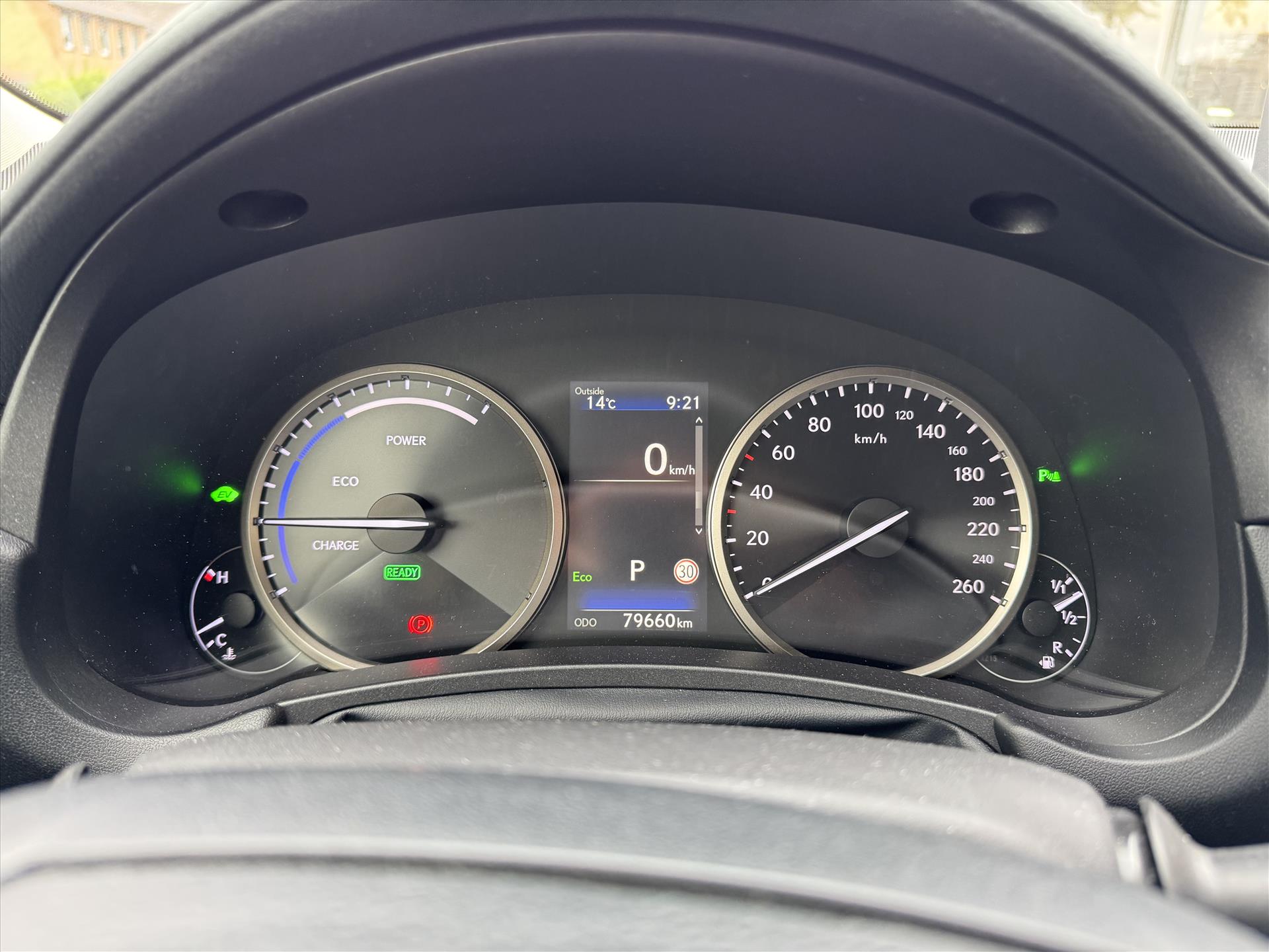 Foto van Lexus Lexus Nx300h