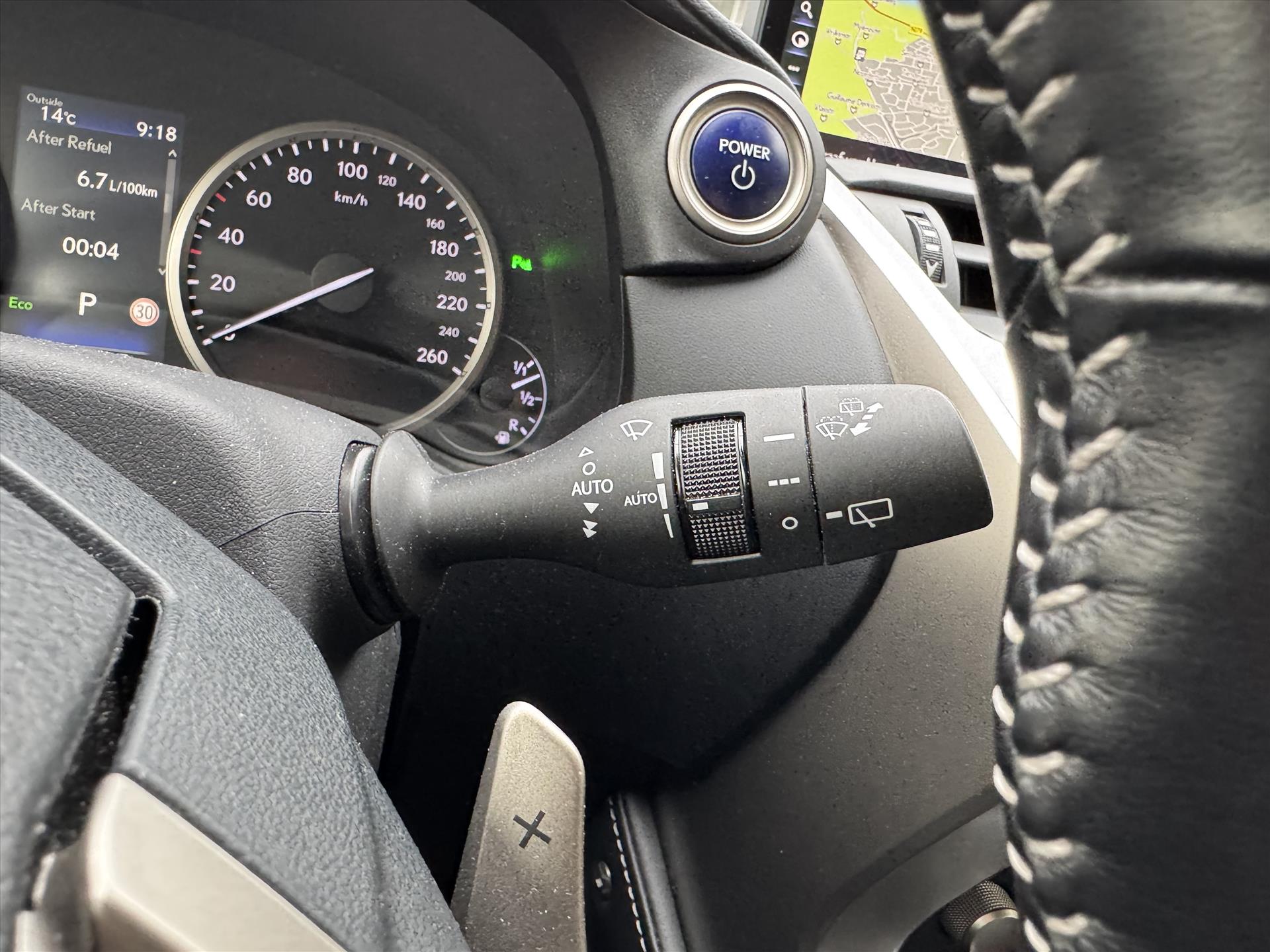 Foto van Lexus Lexus Nx300h