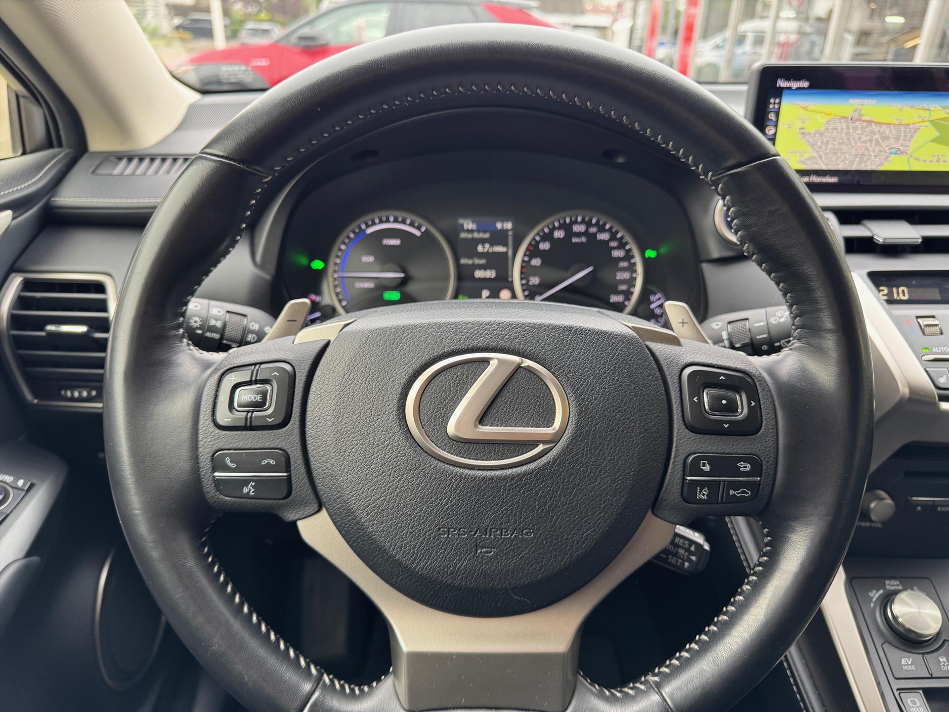 Foto van Lexus Lexus Nx300h