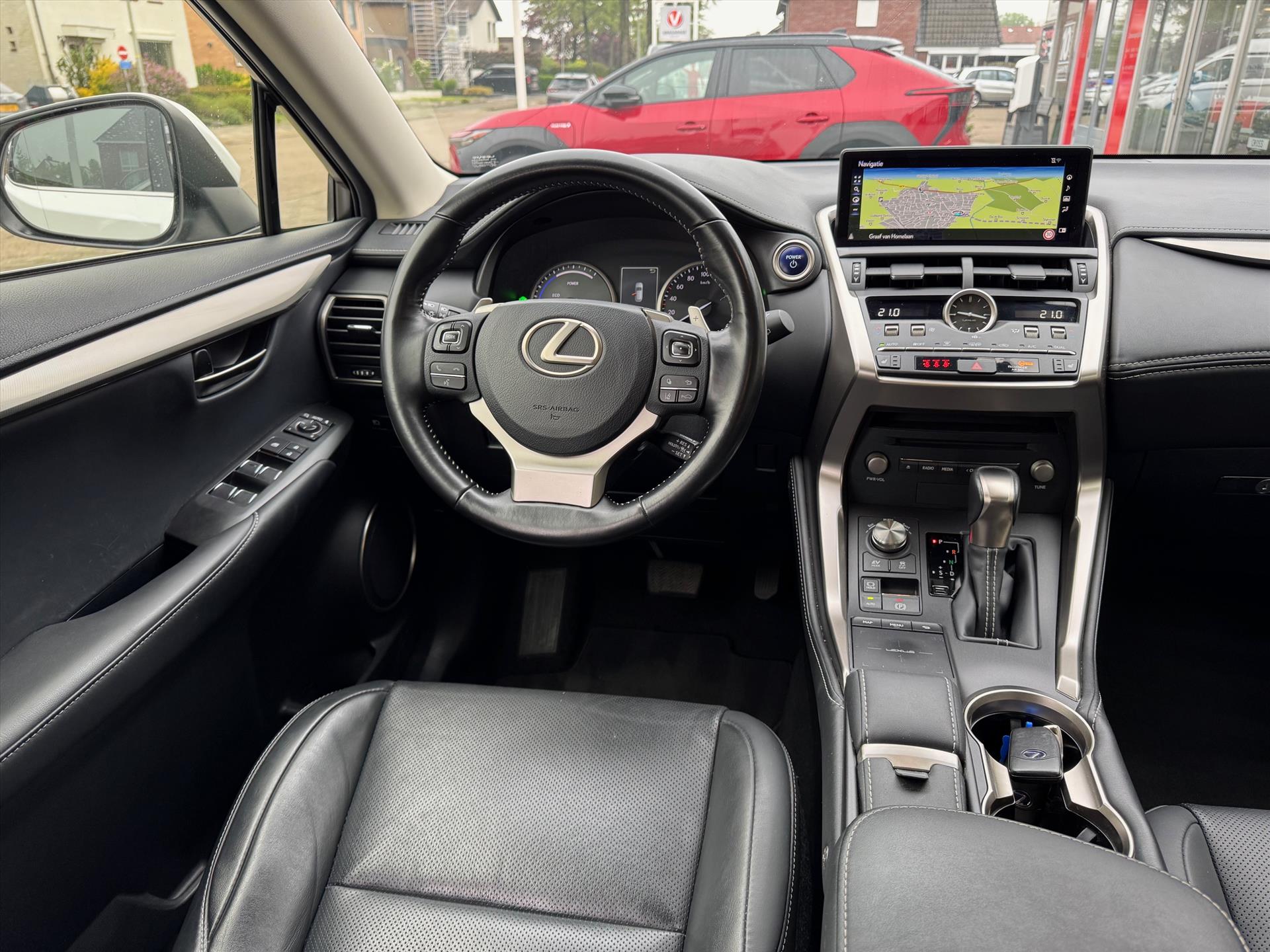 Foto van Lexus Lexus Nx300h