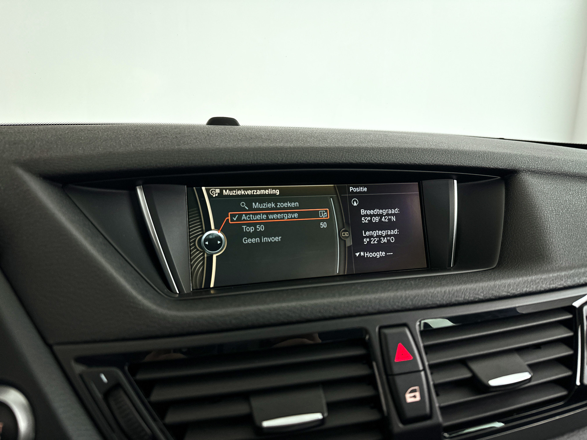 Foto van BMW X1 Xdrive28i