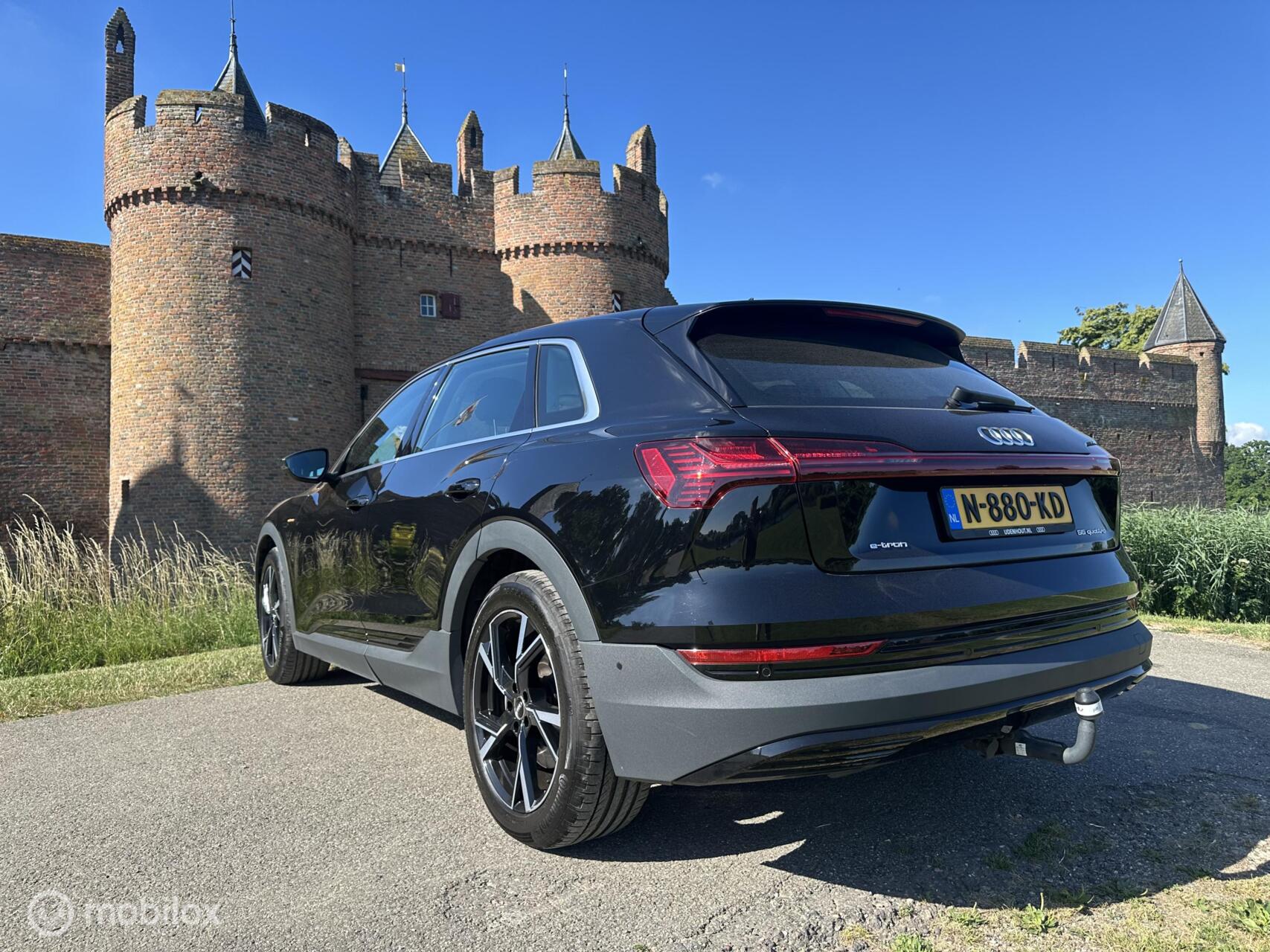 Foto van Audi E-tron 55