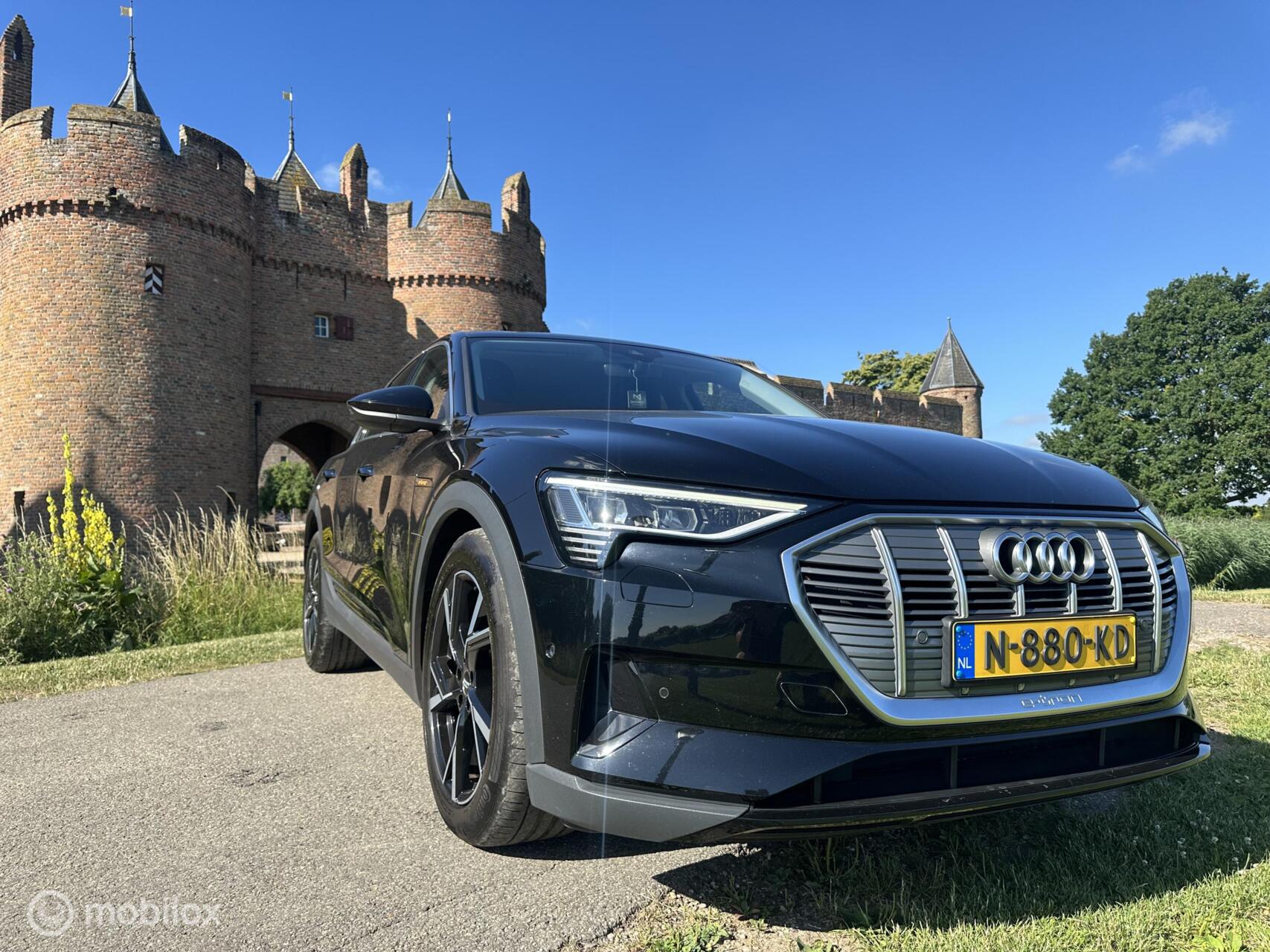 Foto van Audi E-tron 55