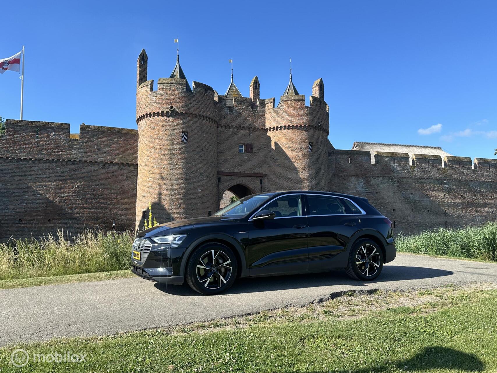 Foto van Audi E-tron 55